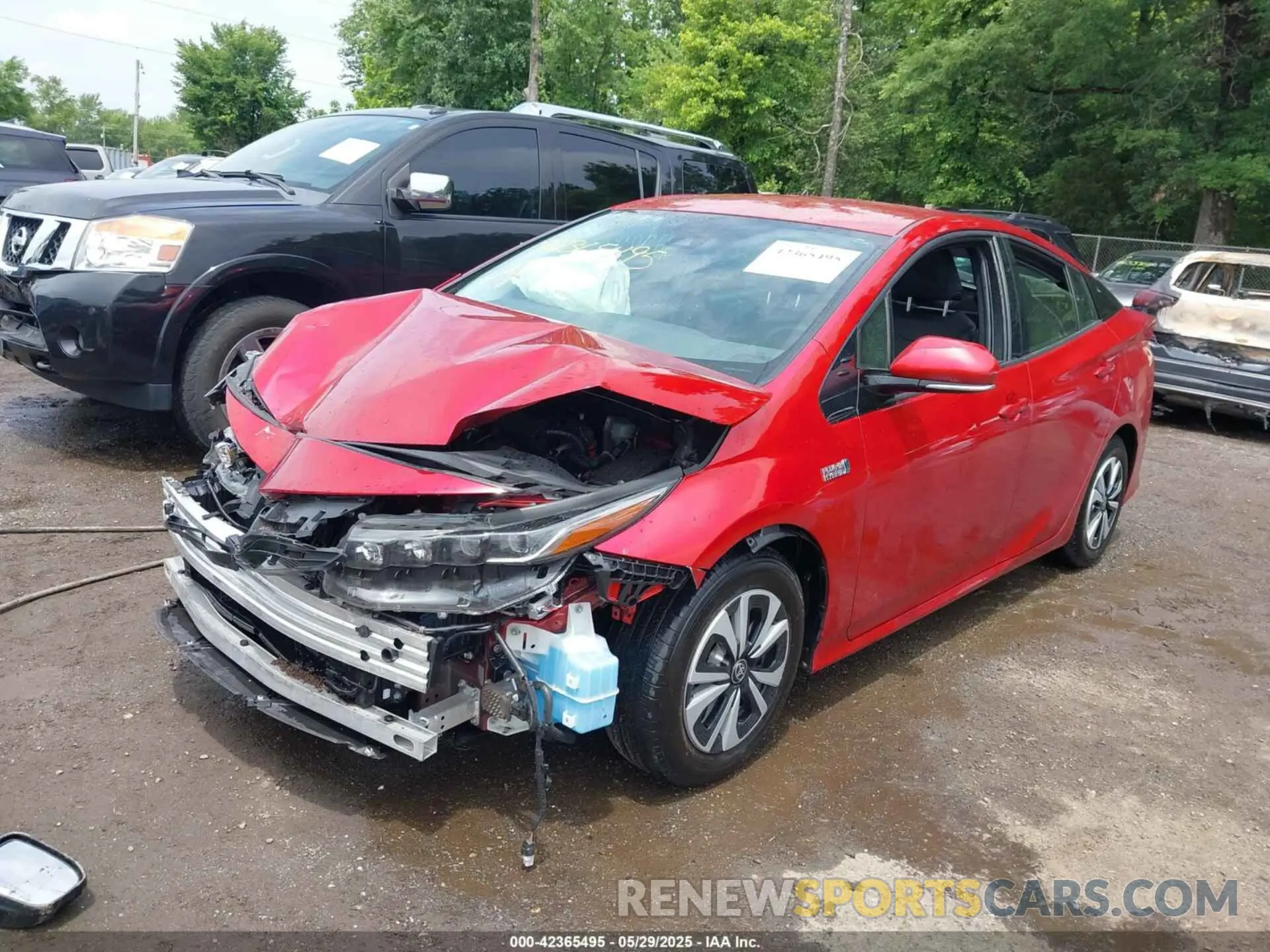 2 fotografías del automóvil dañado JTDKARFP3K3109147 TOYOTA PRIUS PRIME 2019