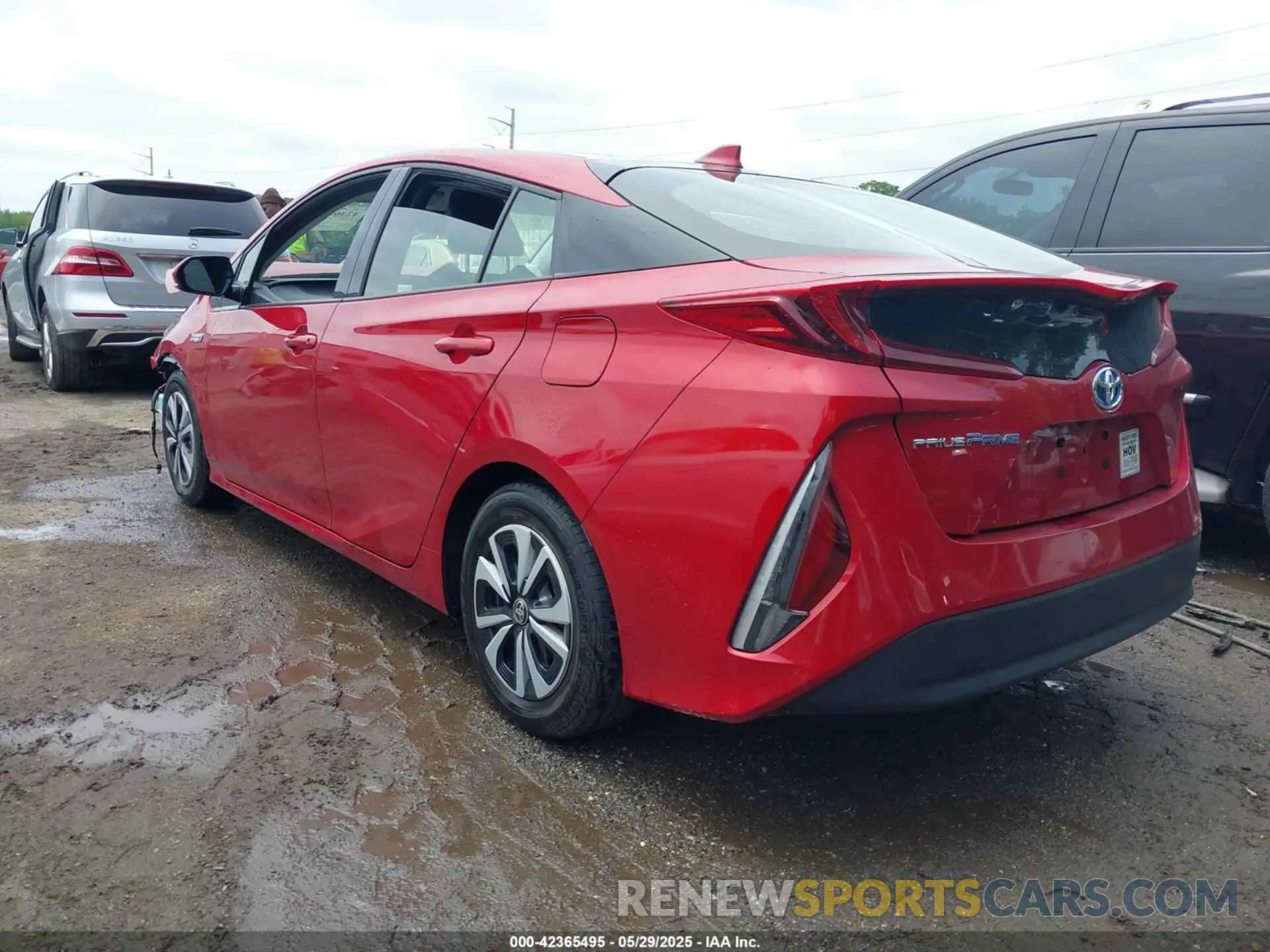 3 fotografías del automóvil dañado JTDKARFP3K3109147 TOYOTA PRIUS PRIME 2019