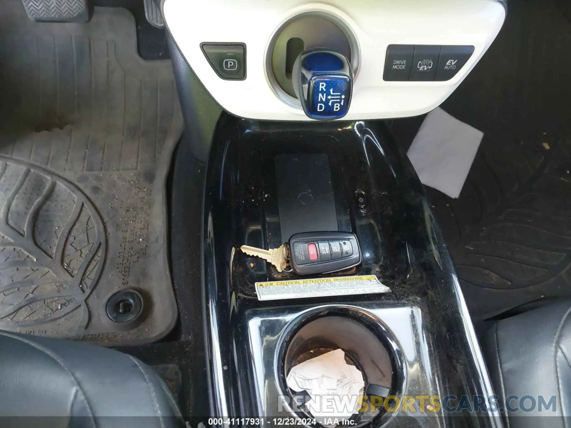11 fotografías del automóvil dañado JTDKARFP5K3115659 TOYOTA PRIUS PRIME 2019
