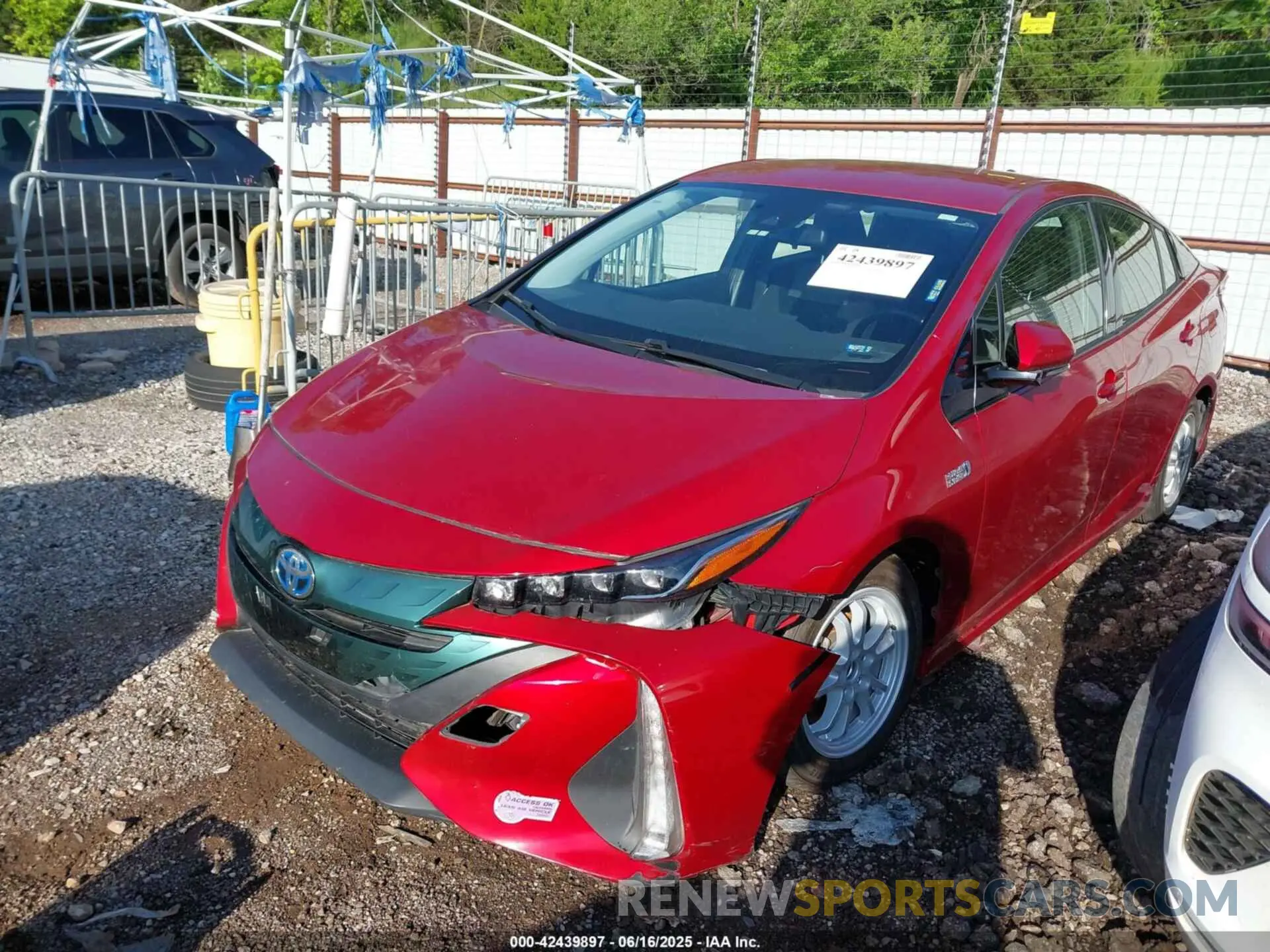 2 fotografías del automóvil dañado JTDKARFP5K3119341 TOYOTA PRIUS PRIME 2019