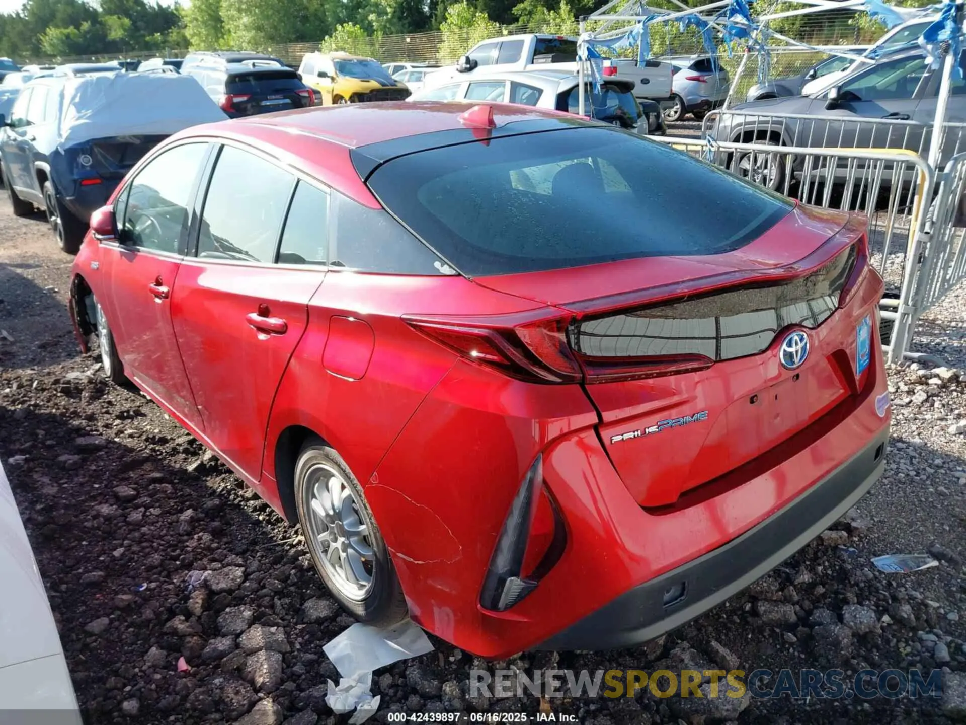 3 fotografías del automóvil dañado JTDKARFP5K3119341 TOYOTA PRIUS PRIME 2019