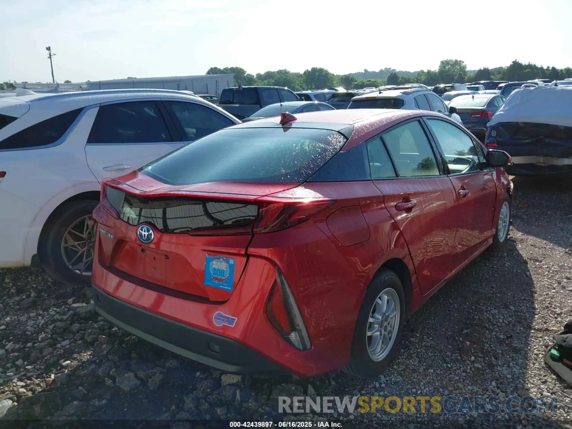 4 fotografías del automóvil dañado JTDKARFP5K3119341 TOYOTA PRIUS PRIME 2019