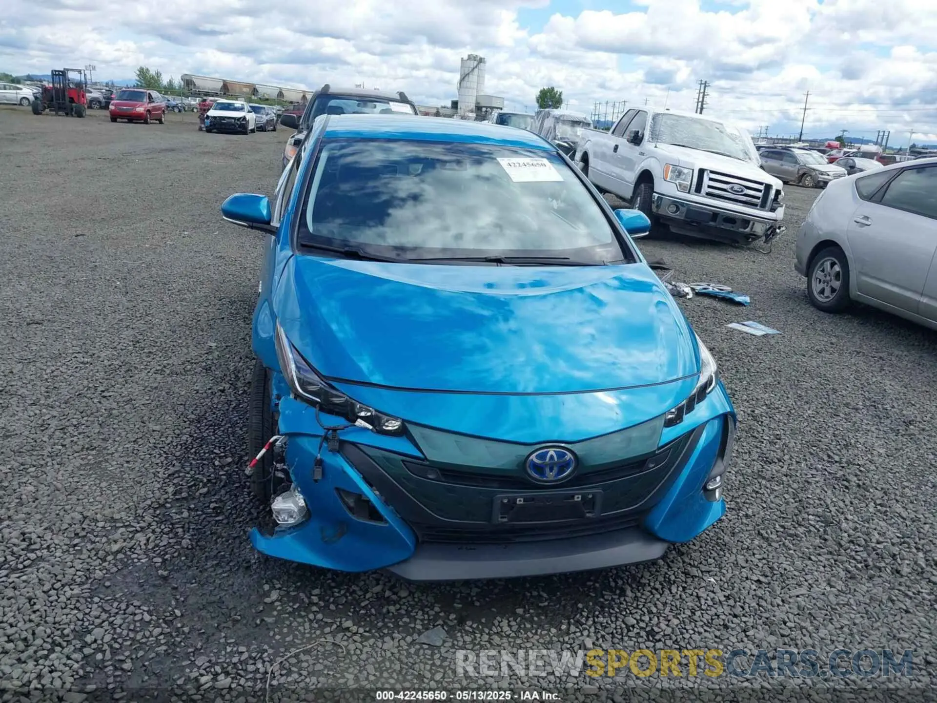 13 fotografías del automóvil dañado JTDKARFP6K3105819 TOYOTA PRIUS PRIME 2019