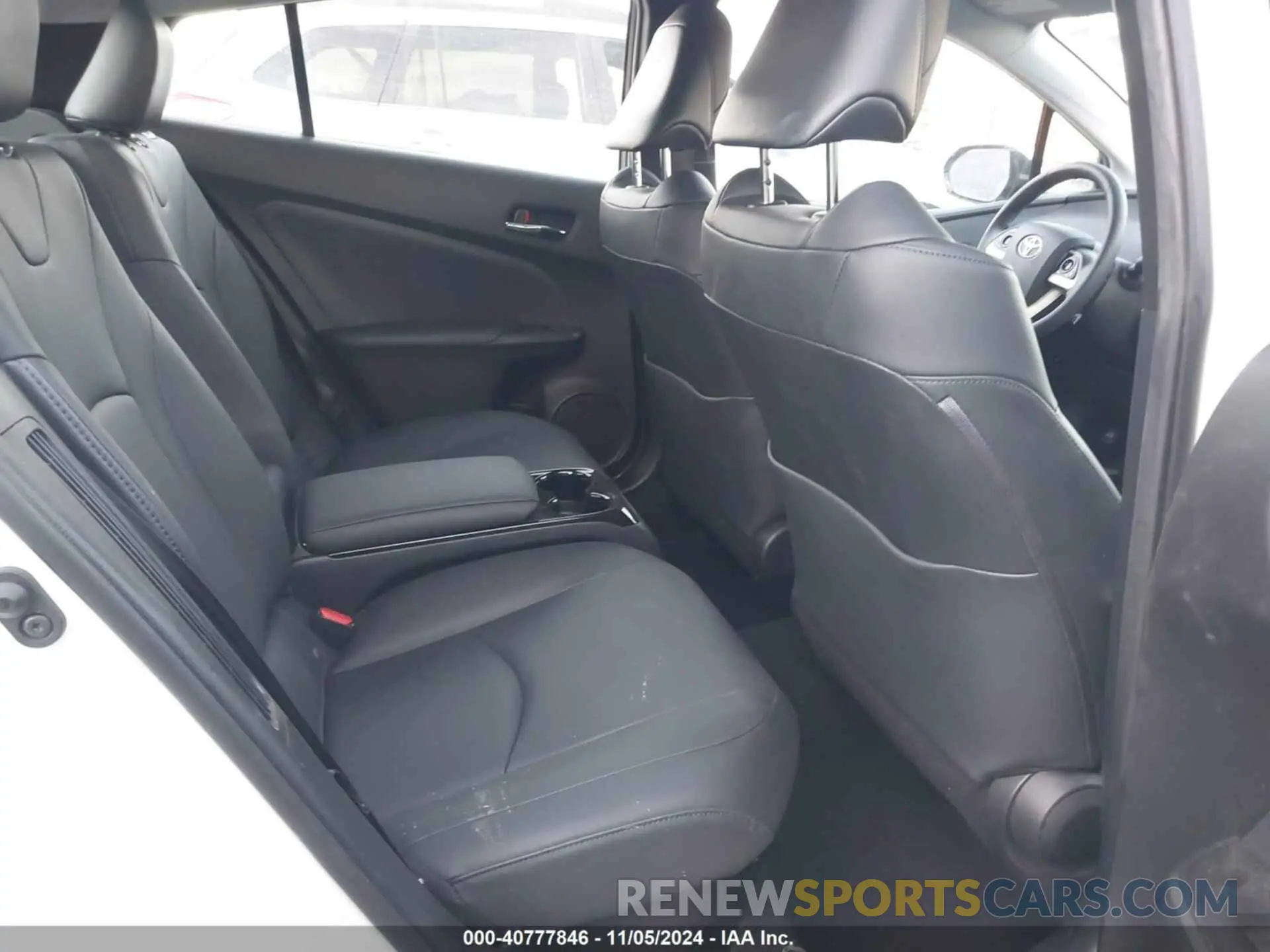 8 fotografías del automóvil dañado JTDKARFP7K3119552 TOYOTA PRIUS PRIME 2019