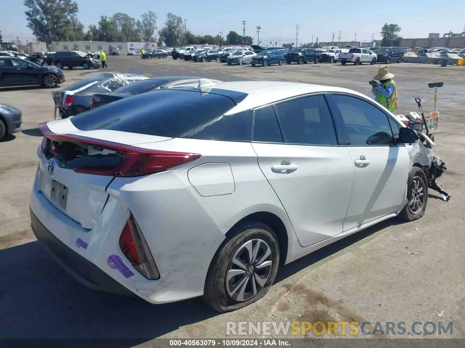 4 fotografías del automóvil dañado JTDKARFP9K3108231 TOYOTA PRIUS PRIME 2019
