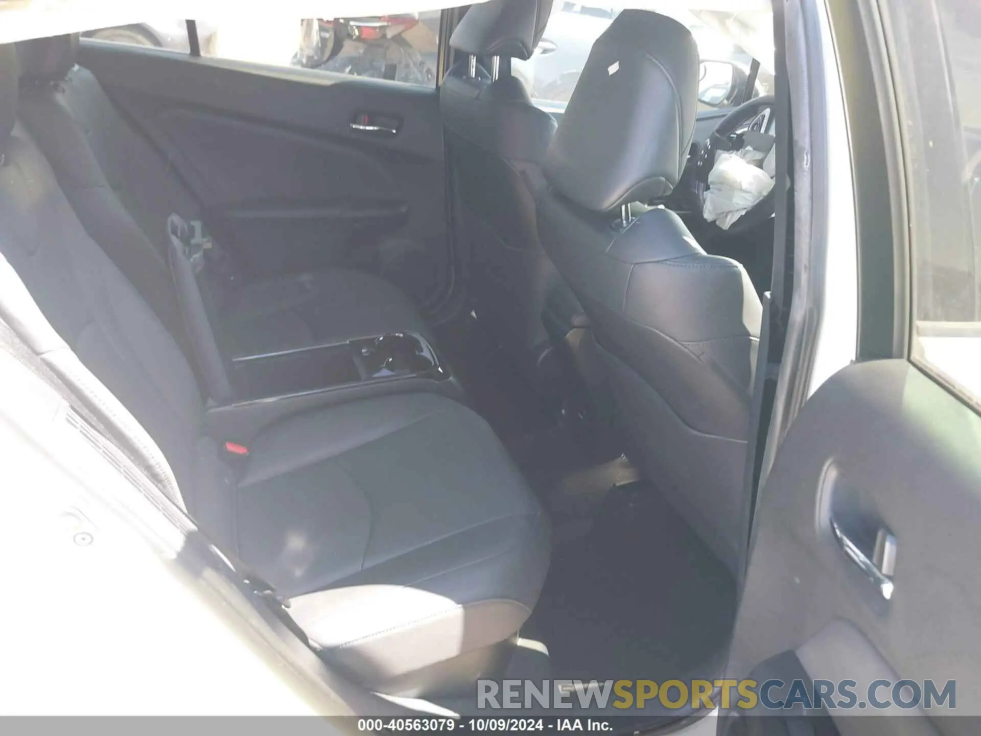 8 fotografías del automóvil dañado JTDKARFP9K3108231 TOYOTA PRIUS PRIME 2019
