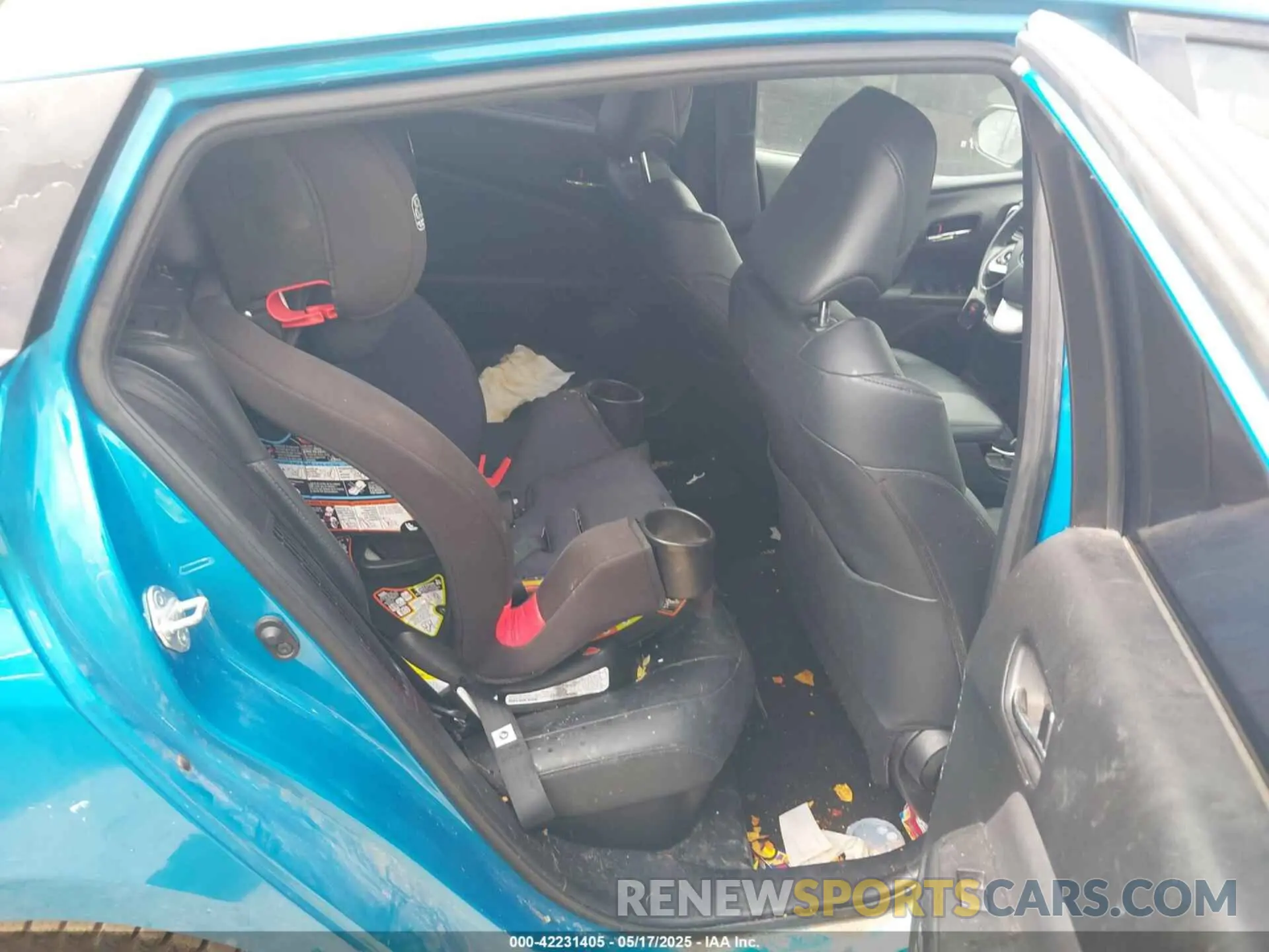 8 fotografías del automóvil dañado JTDKARFP9K3113543 TOYOTA PRIUS PRIME 2019