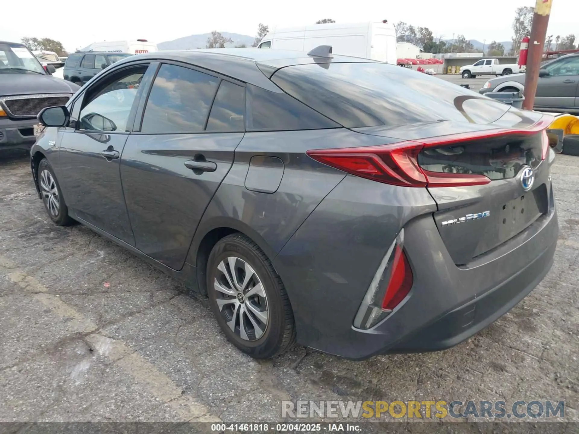 3 fotografías del automóvil dañado JTDKARFP0L3143838 TOYOTA PRIUS PRIME 2020