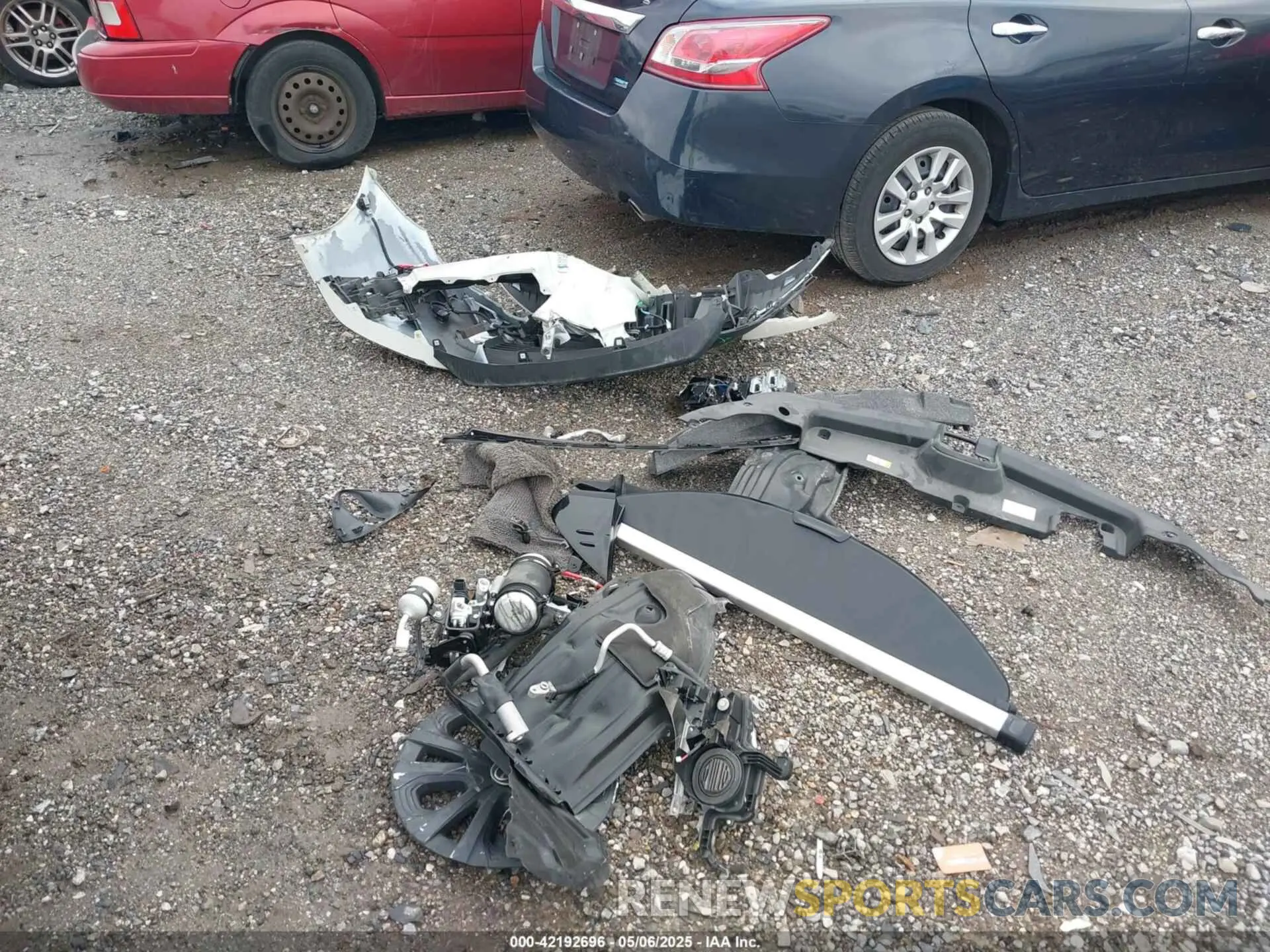 12 fotografías del automóvil dañado JTDKARFP2L3146028 TOYOTA PRIUS PRIME 2020