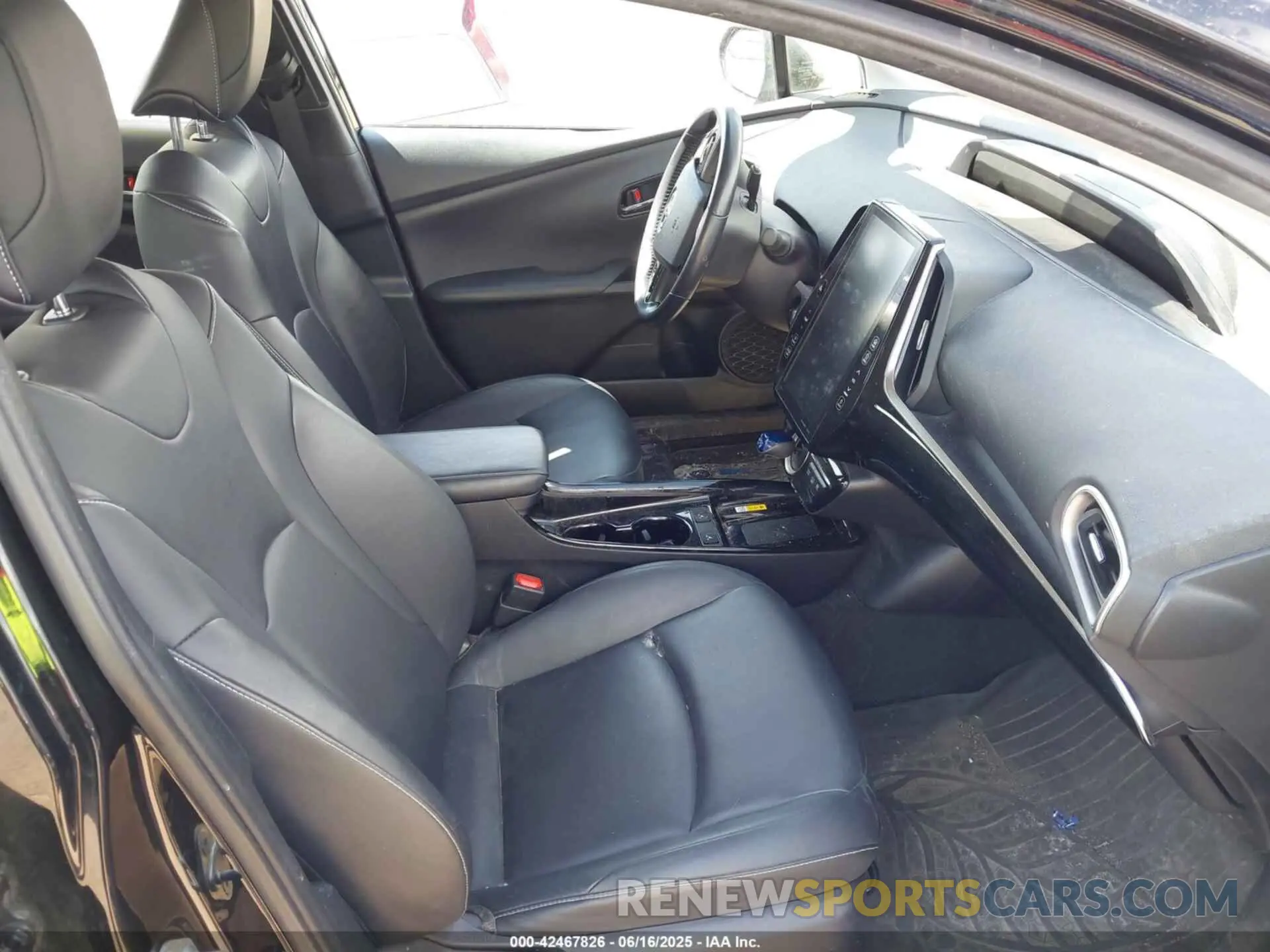 5 fotografías del automóvil dañado JTDKARFP3L3156910 TOYOTA PRIUS PRIME 2020