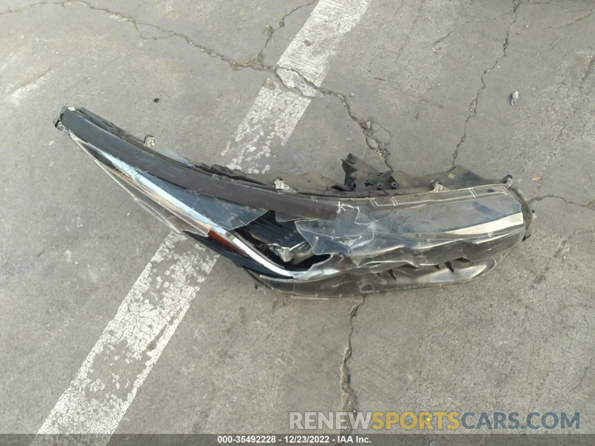 12 fotografías del automóvil dañado JTDKARFP4L3128839 TOYOTA PRIUS PRIME 2020
