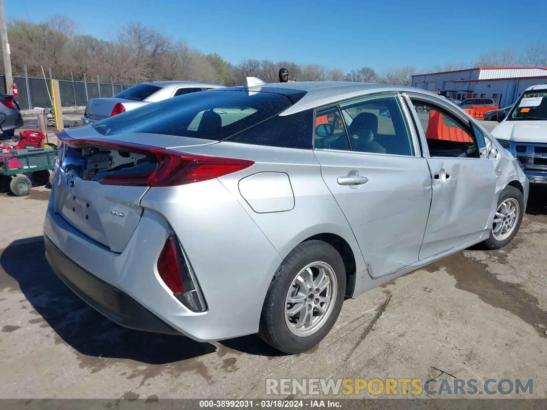 4 fotografías del automóvil dañado JTDKARFP4L3158553 TOYOTA PRIUS PRIME 2020