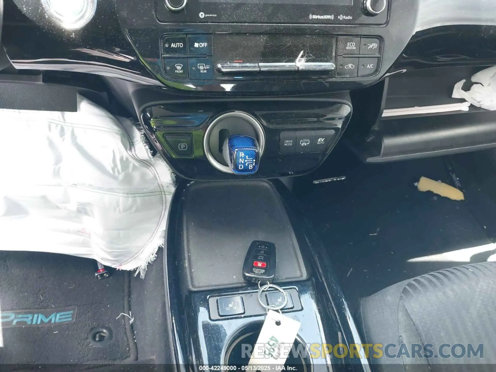 11 fotografías del automóvil dañado JTDKARFP5L3134696 TOYOTA PRIUS PRIME 2020