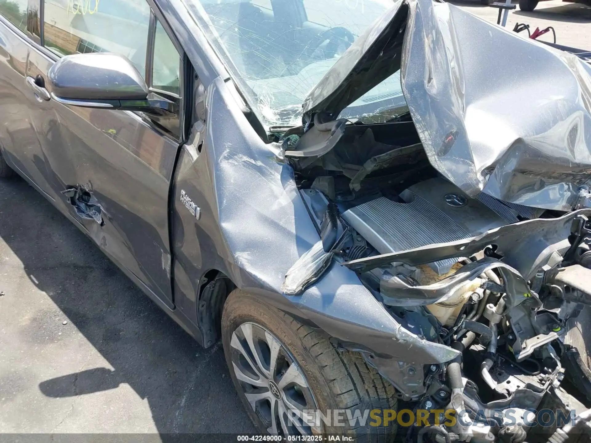 19 fotografías del automóvil dañado JTDKARFP5L3134696 TOYOTA PRIUS PRIME 2020