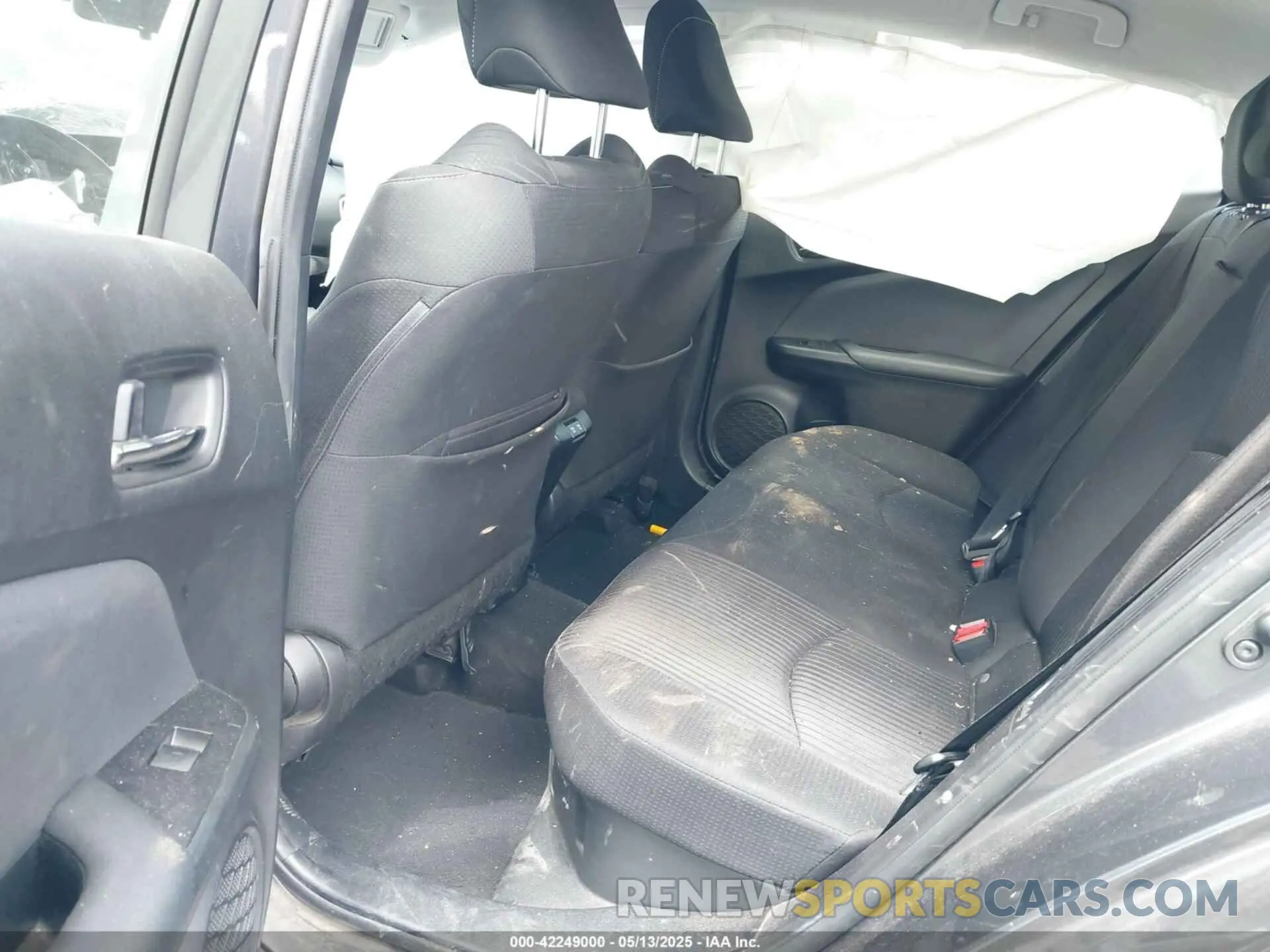 8 fotografías del automóvil dañado JTDKARFP5L3134696 TOYOTA PRIUS PRIME 2020