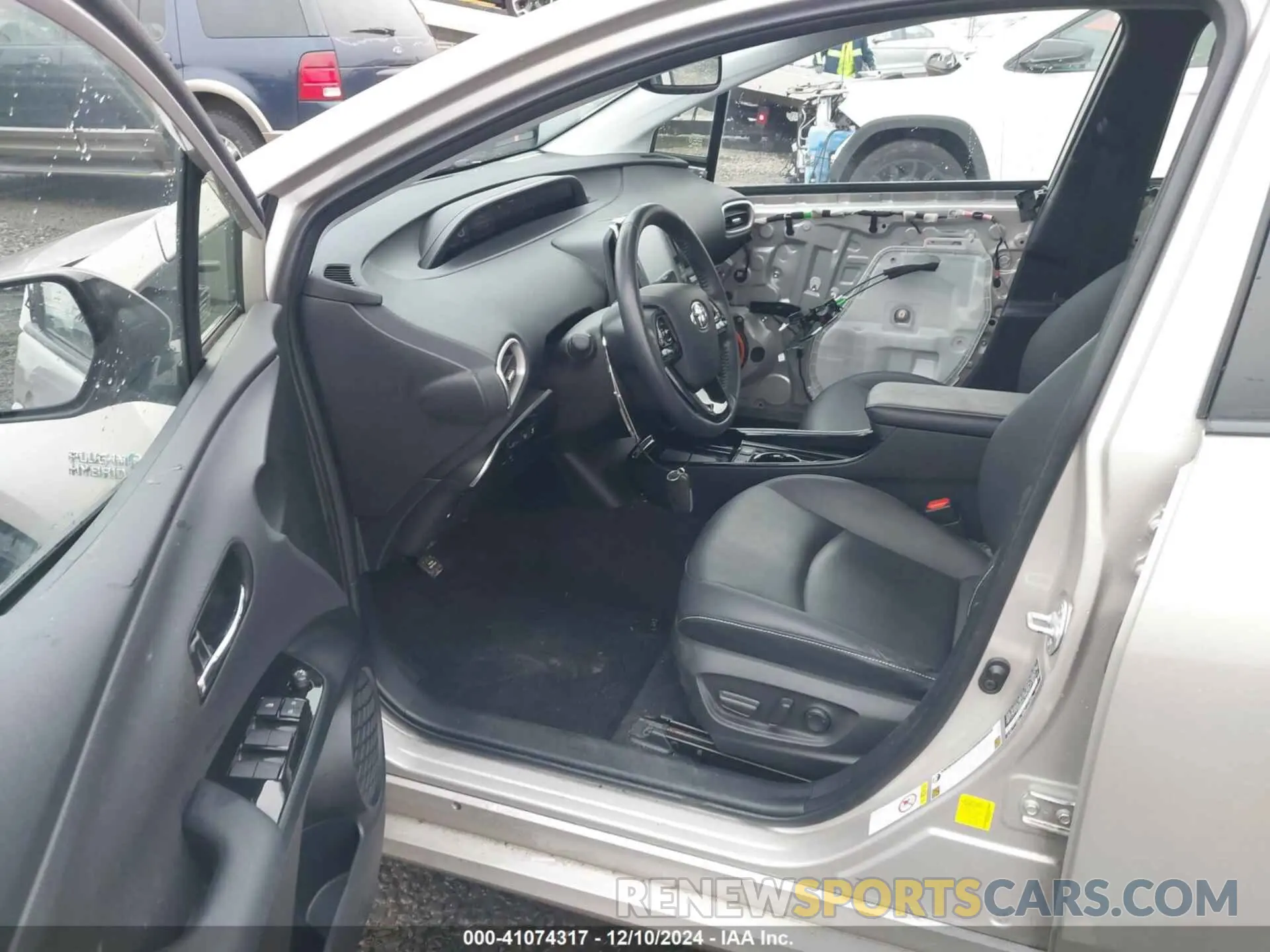 5 fotografías del automóvil dañado JTDKARFP6L3135534 TOYOTA PRIUS PRIME 2020