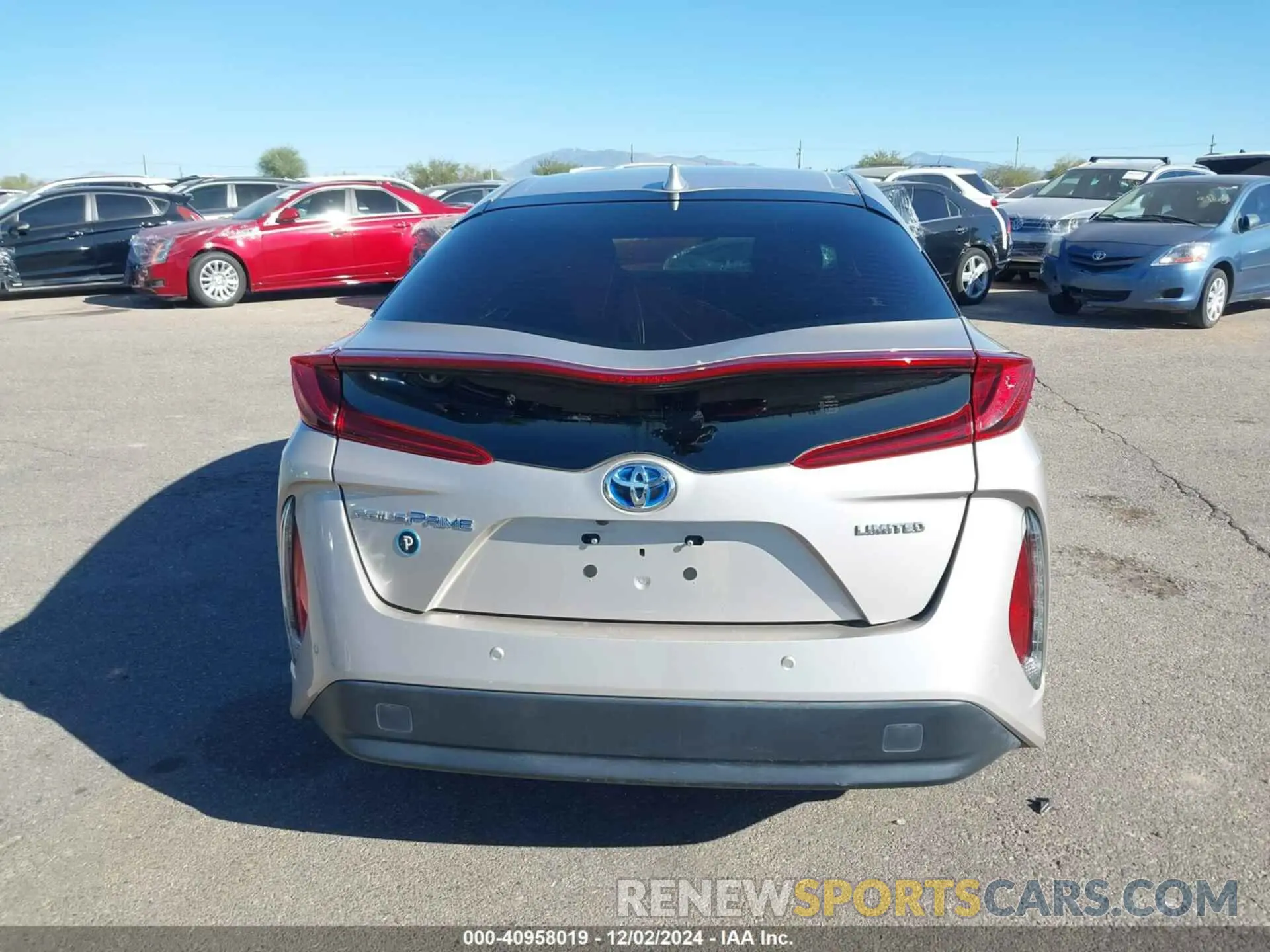 17 fotografías del automóvil dañado JTDKARFP6L3148820 TOYOTA PRIUS PRIME 2020
