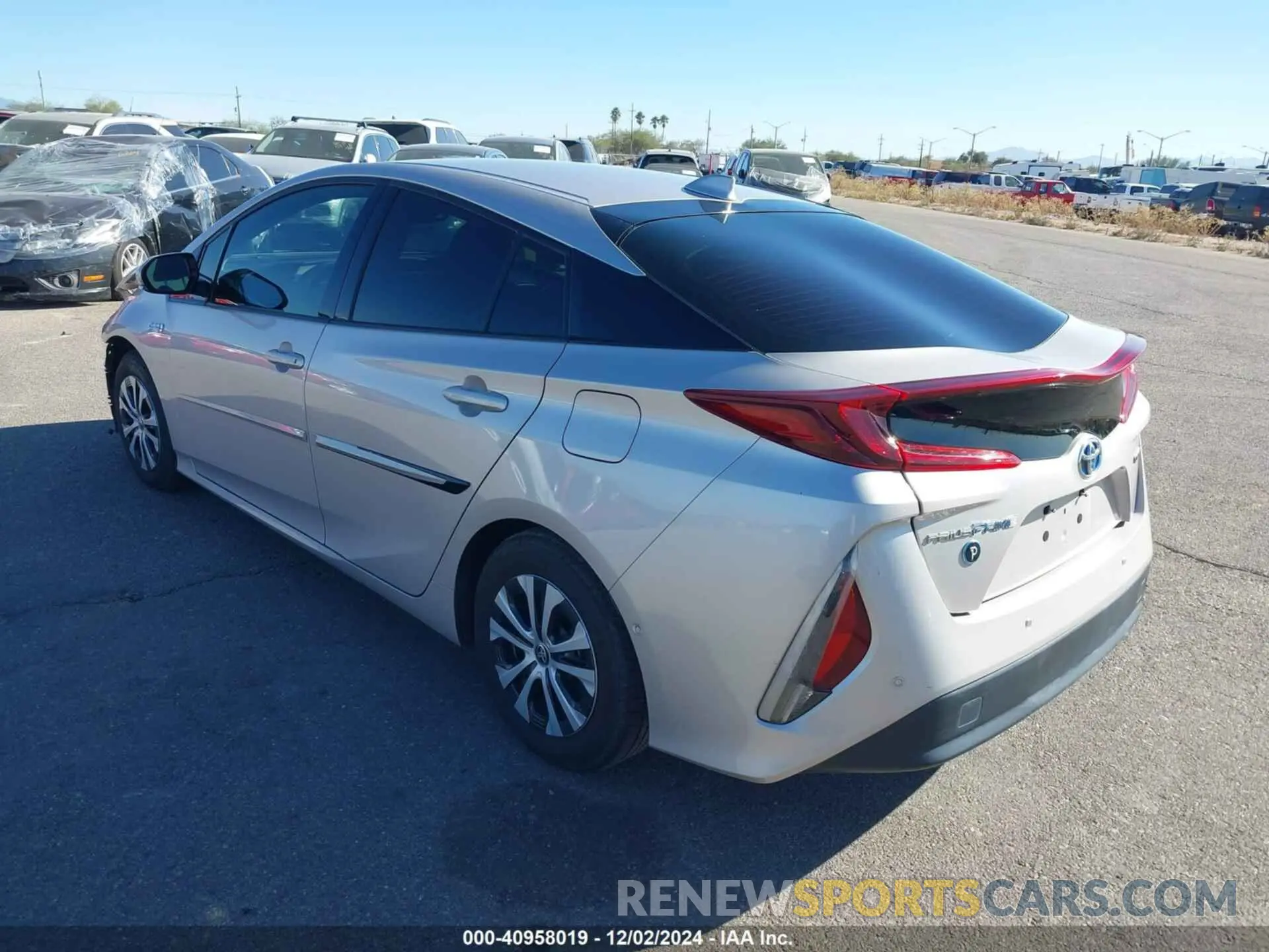 3 fotografías del automóvil dañado JTDKARFP6L3148820 TOYOTA PRIUS PRIME 2020