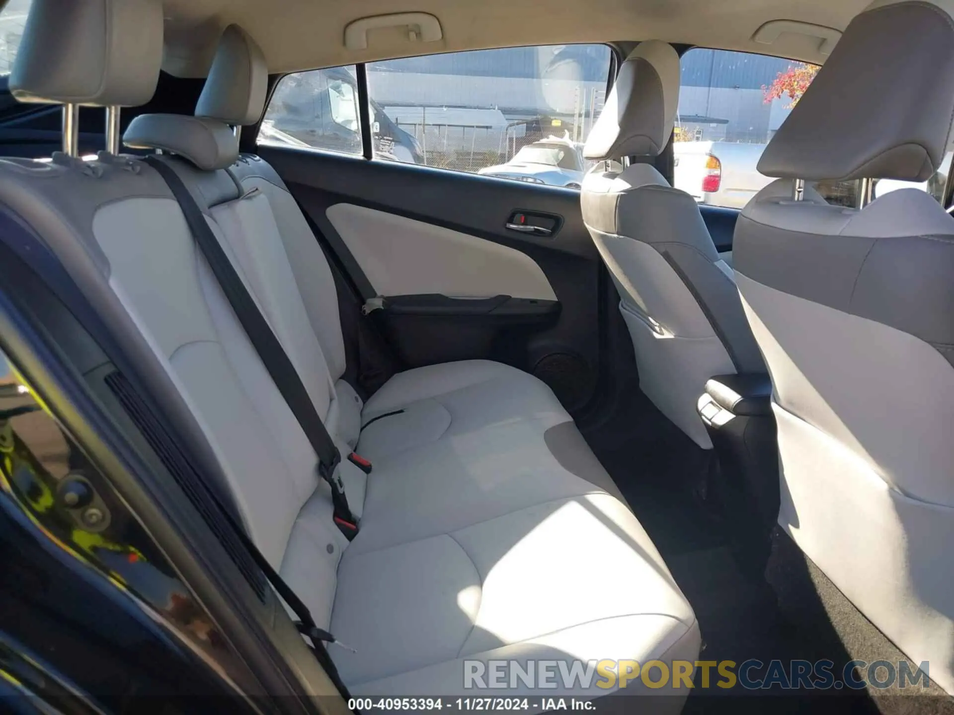 8 fotografías del automóvil dañado JTDKARFP7L3144355 TOYOTA PRIUS PRIME 2020