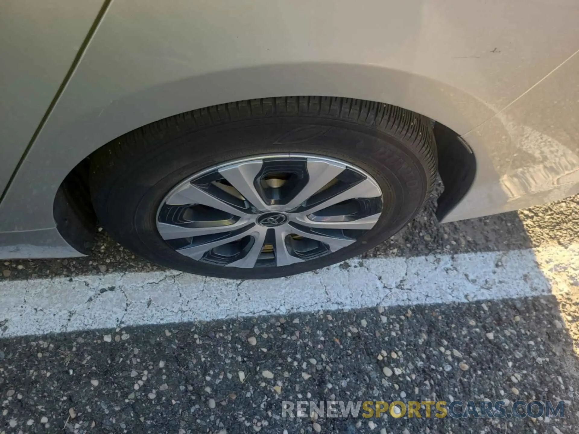11 fotografías del automóvil dañado JTDKARFP7L3147403 TOYOTA PRIUS PRIME 2020