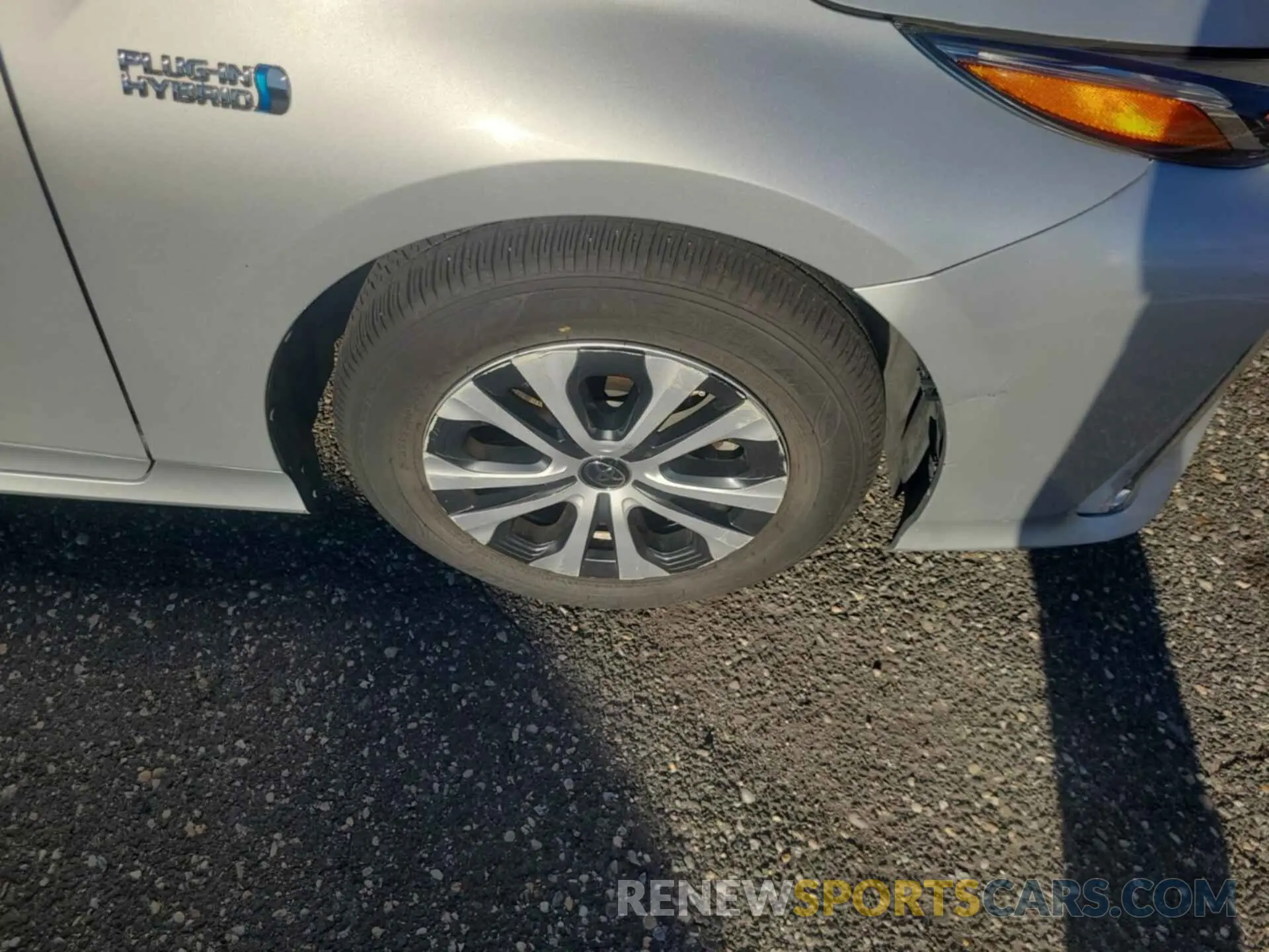 4 fotografías del automóvil dañado JTDKARFP7L3147403 TOYOTA PRIUS PRIME 2020