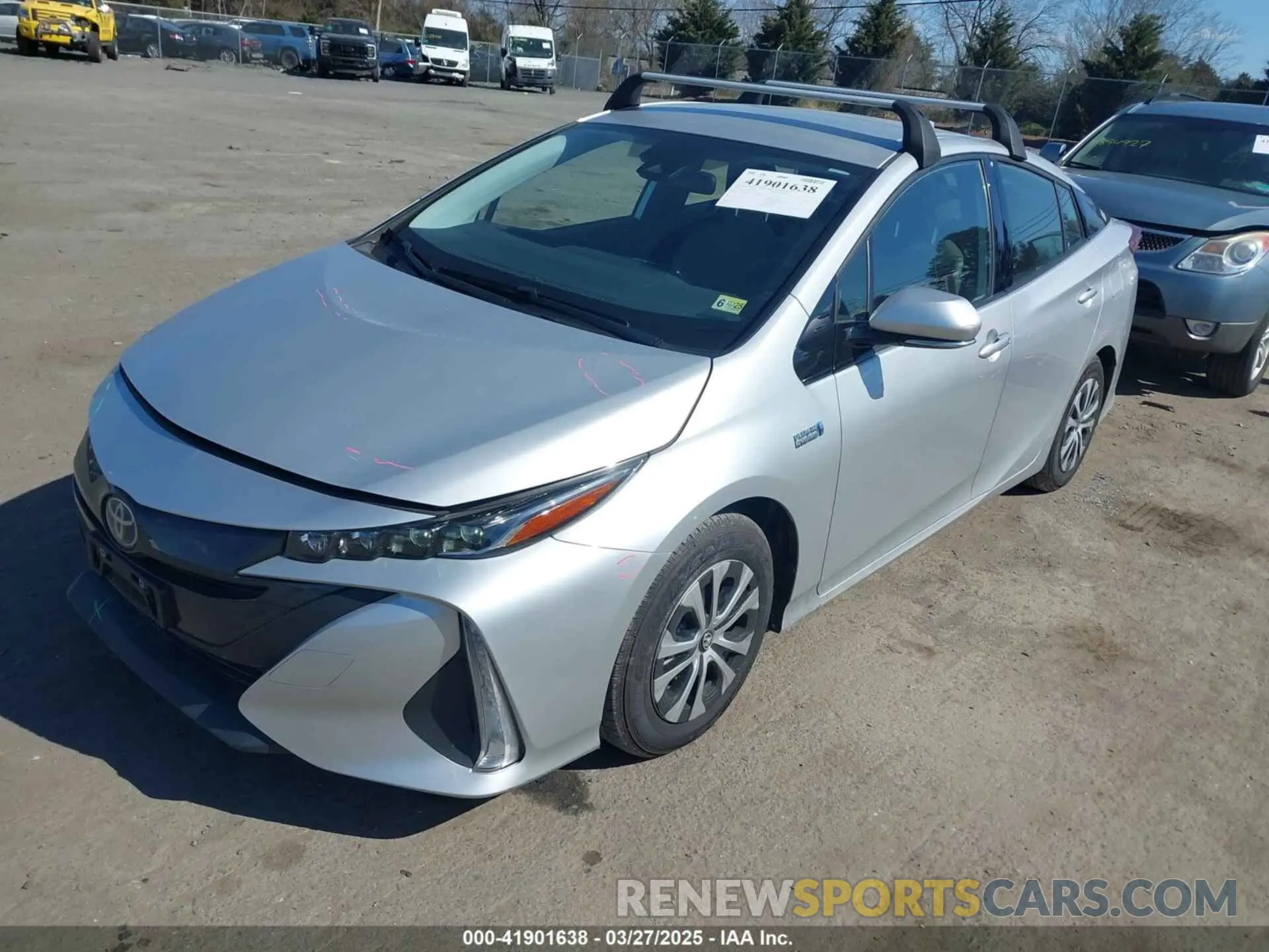 2 fotografías del automóvil dañado JTDKARFP9L3135768 TOYOTA PRIUS PRIME 2020
