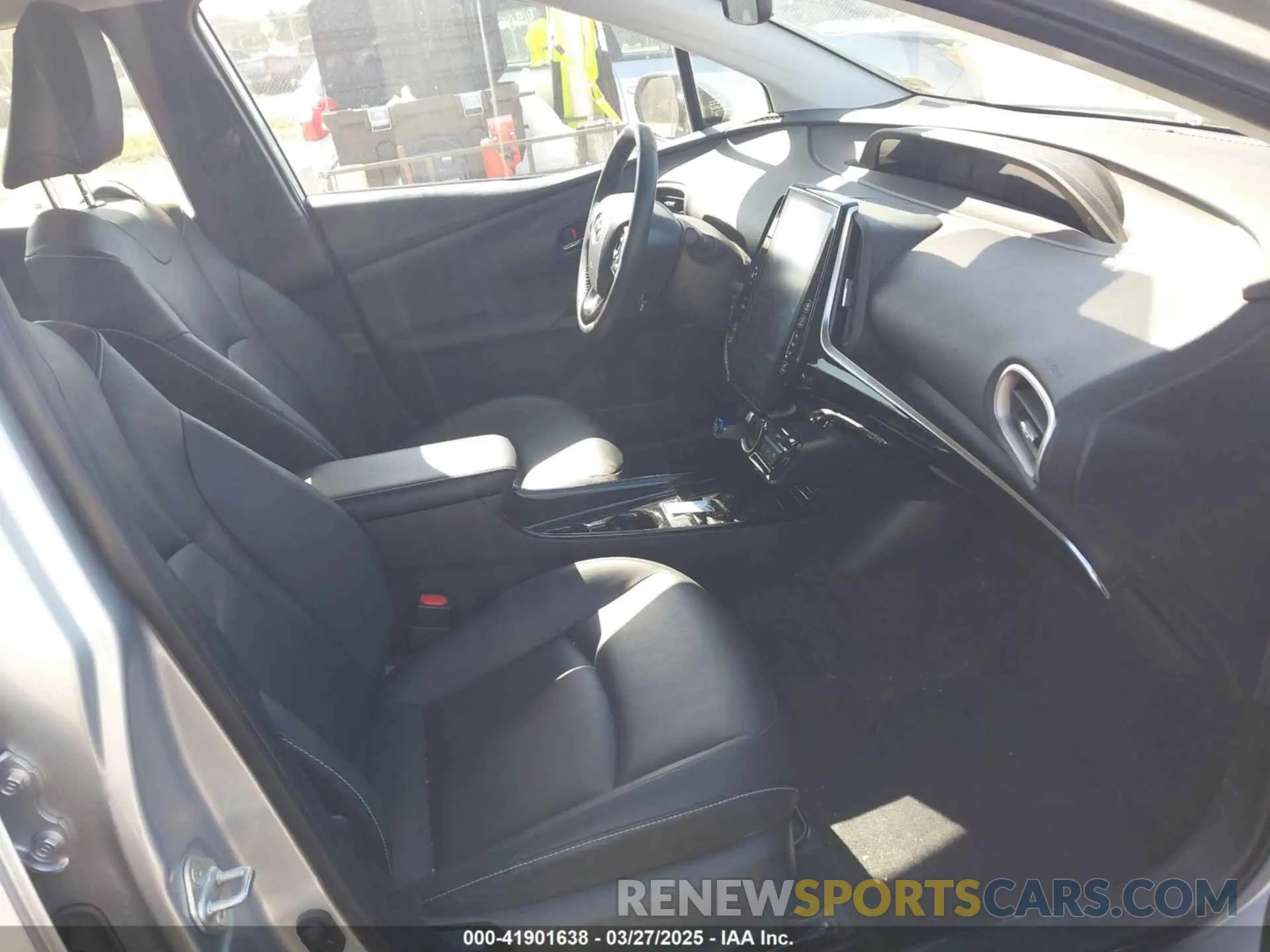 5 fotografías del automóvil dañado JTDKARFP9L3135768 TOYOTA PRIUS PRIME 2020