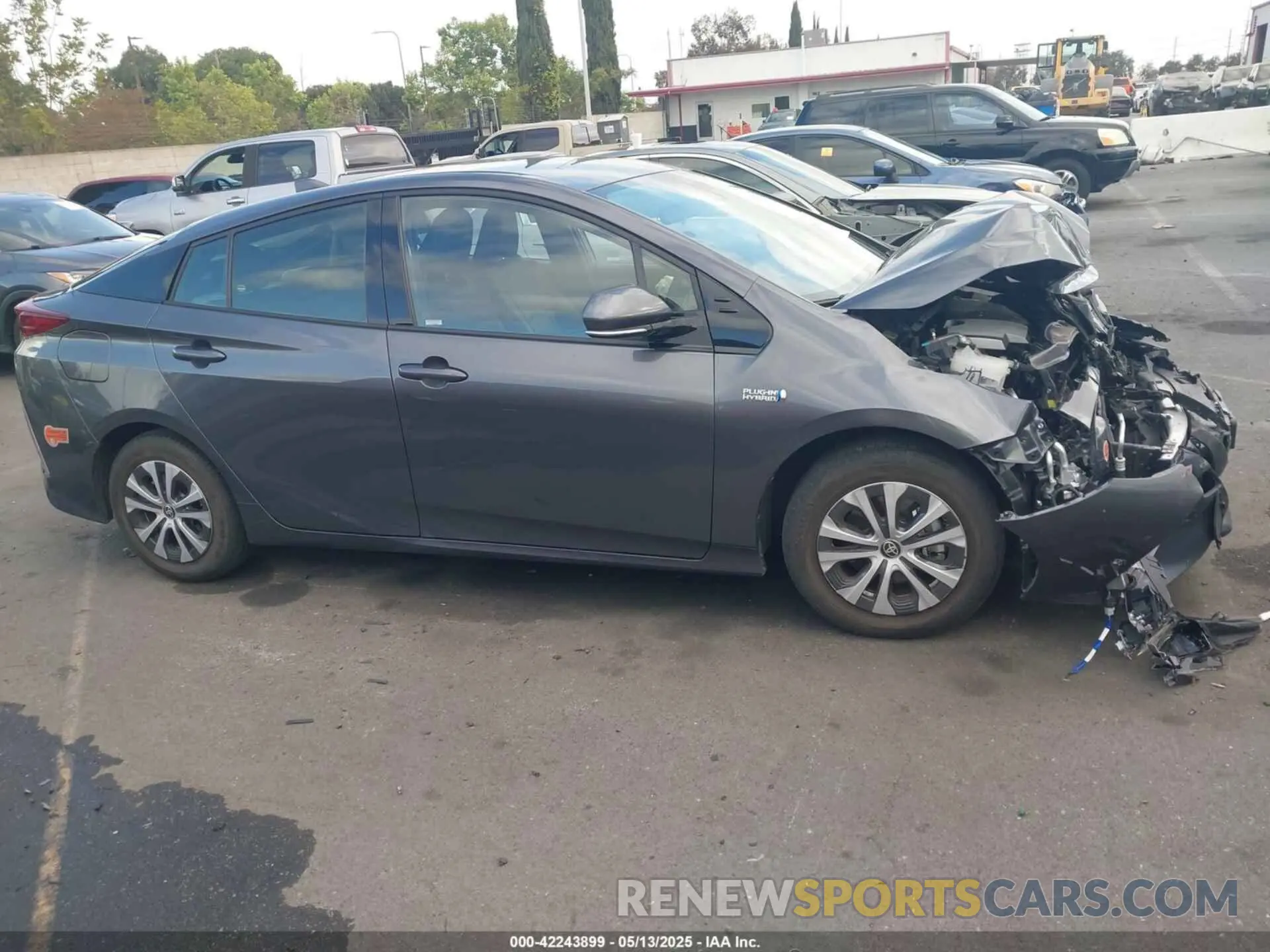 13 fotografías del automóvil dañado JTDKARFP9L3148262 TOYOTA PRIUS PRIME 2020