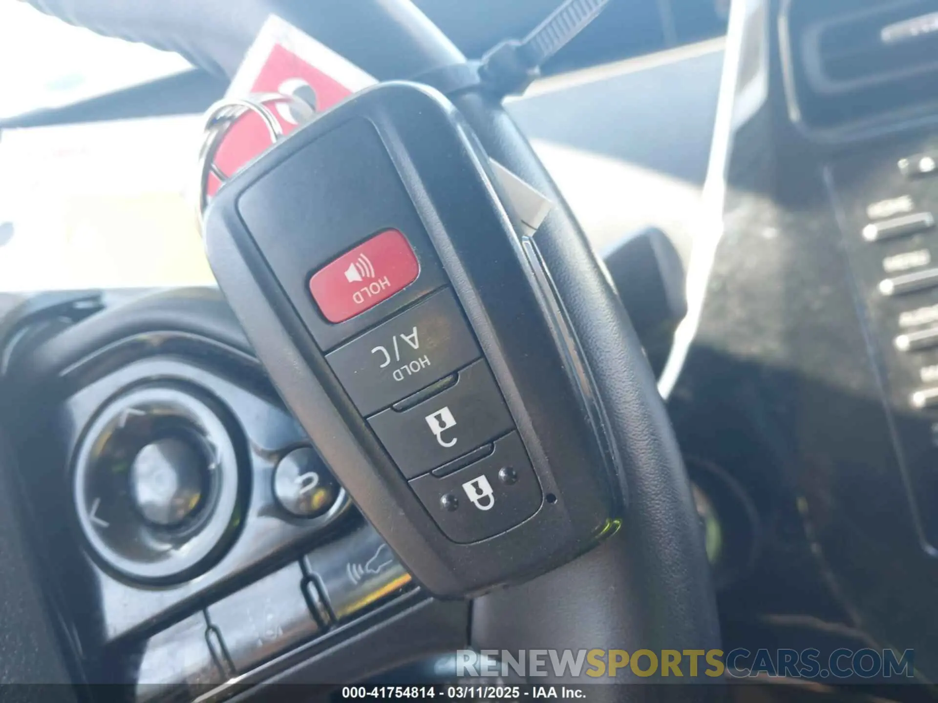 11 fotografías del automóvil dañado JTDKAMFP0M3196530 TOYOTA PRIUS PRIME 2021