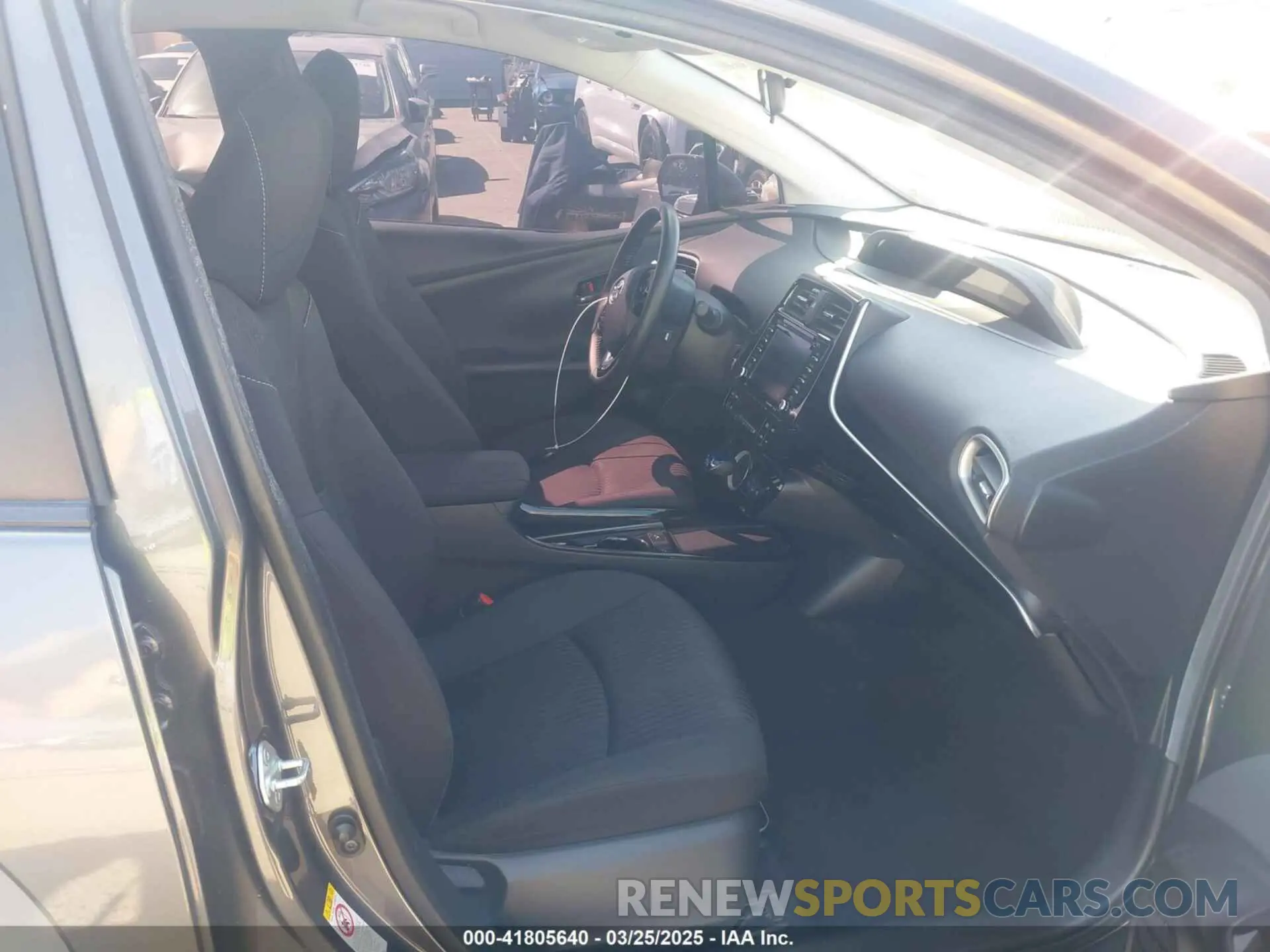 5 fotografías del automóvil dañado JTDKAMFP1M3194060 TOYOTA PRIUS PRIME 2021