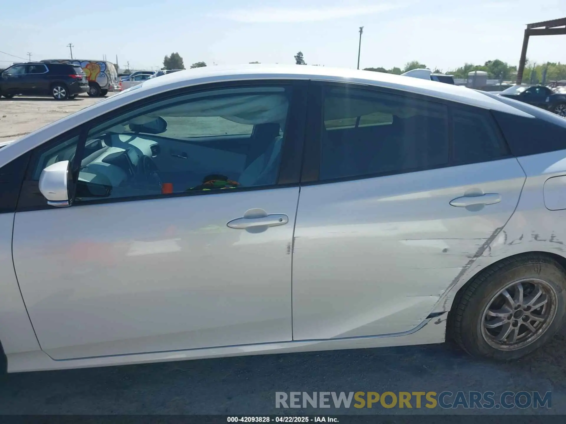 14 fotografías del automóvil dañado JTDKAMFP2M3177459 TOYOTA PRIUS PRIME 2021