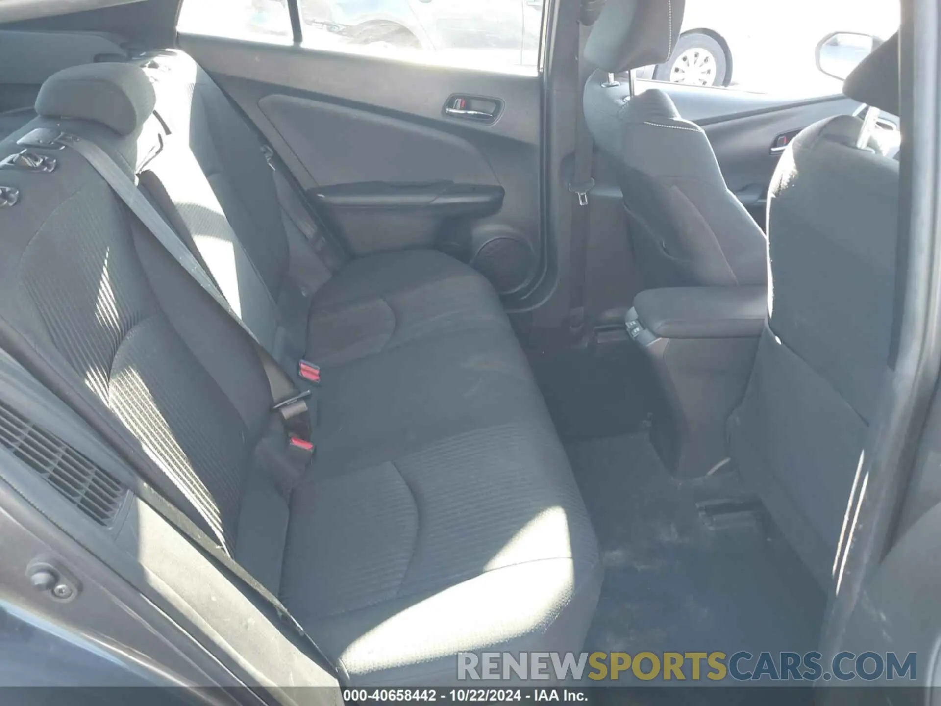 8 fotografías del automóvil dañado JTDKAMFP3M3174358 TOYOTA PRIUS PRIME 2021