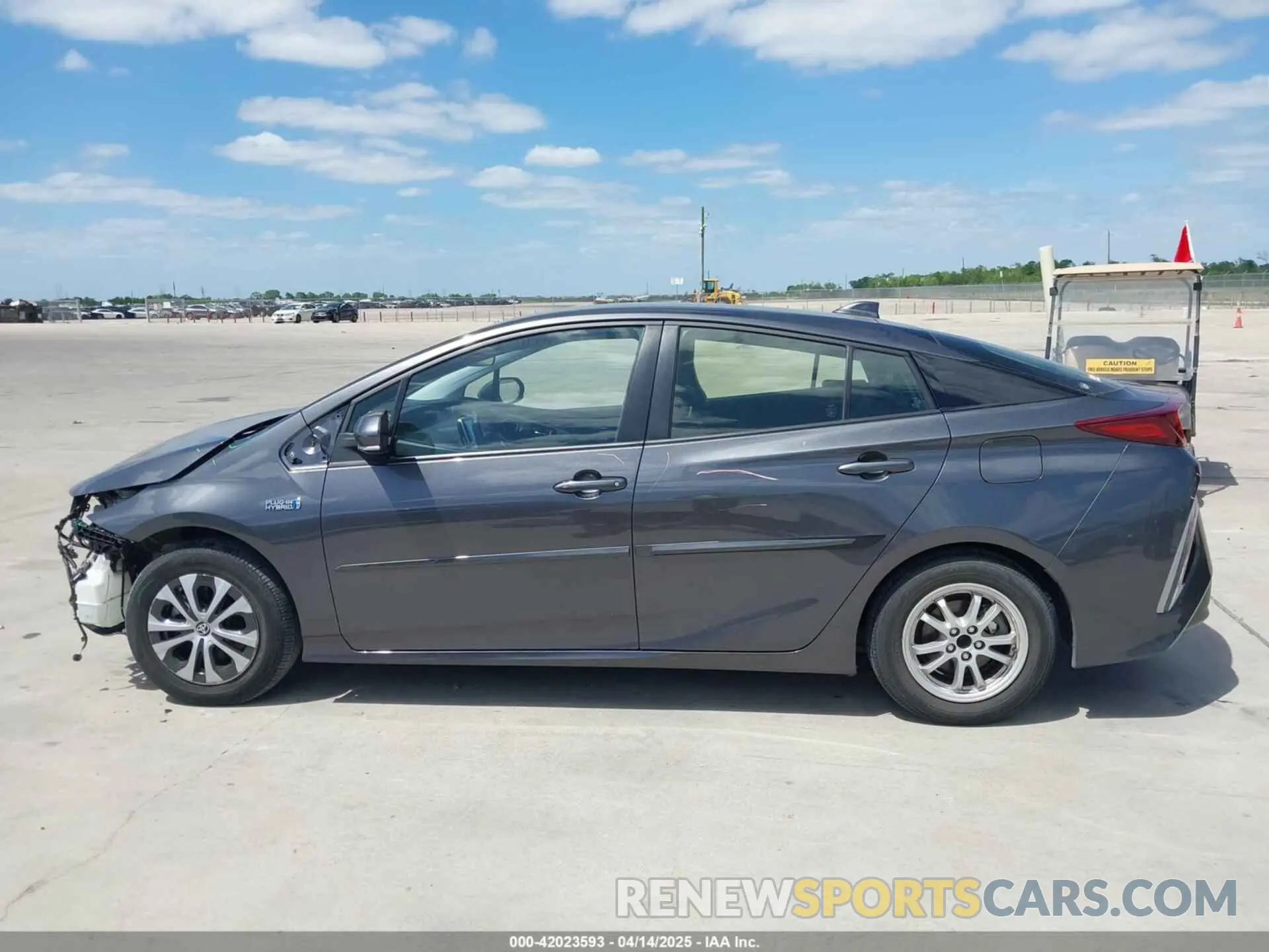 15 fotografías del automóvil dañado JTDKAMFP3M3193640 TOYOTA PRIUS PRIME 2021