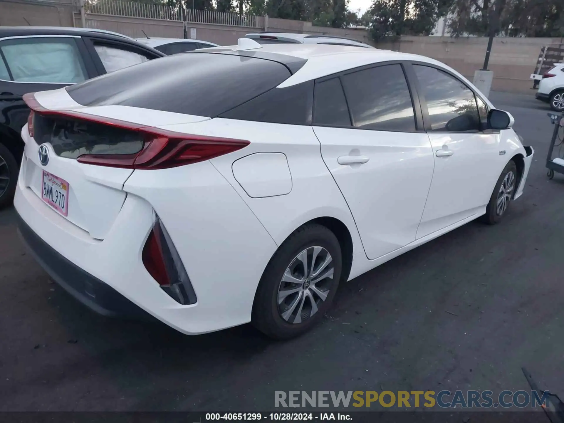 4 fotografías del automóvil dañado JTDKAMFP6M3192725 TOYOTA PRIUS PRIME 2021