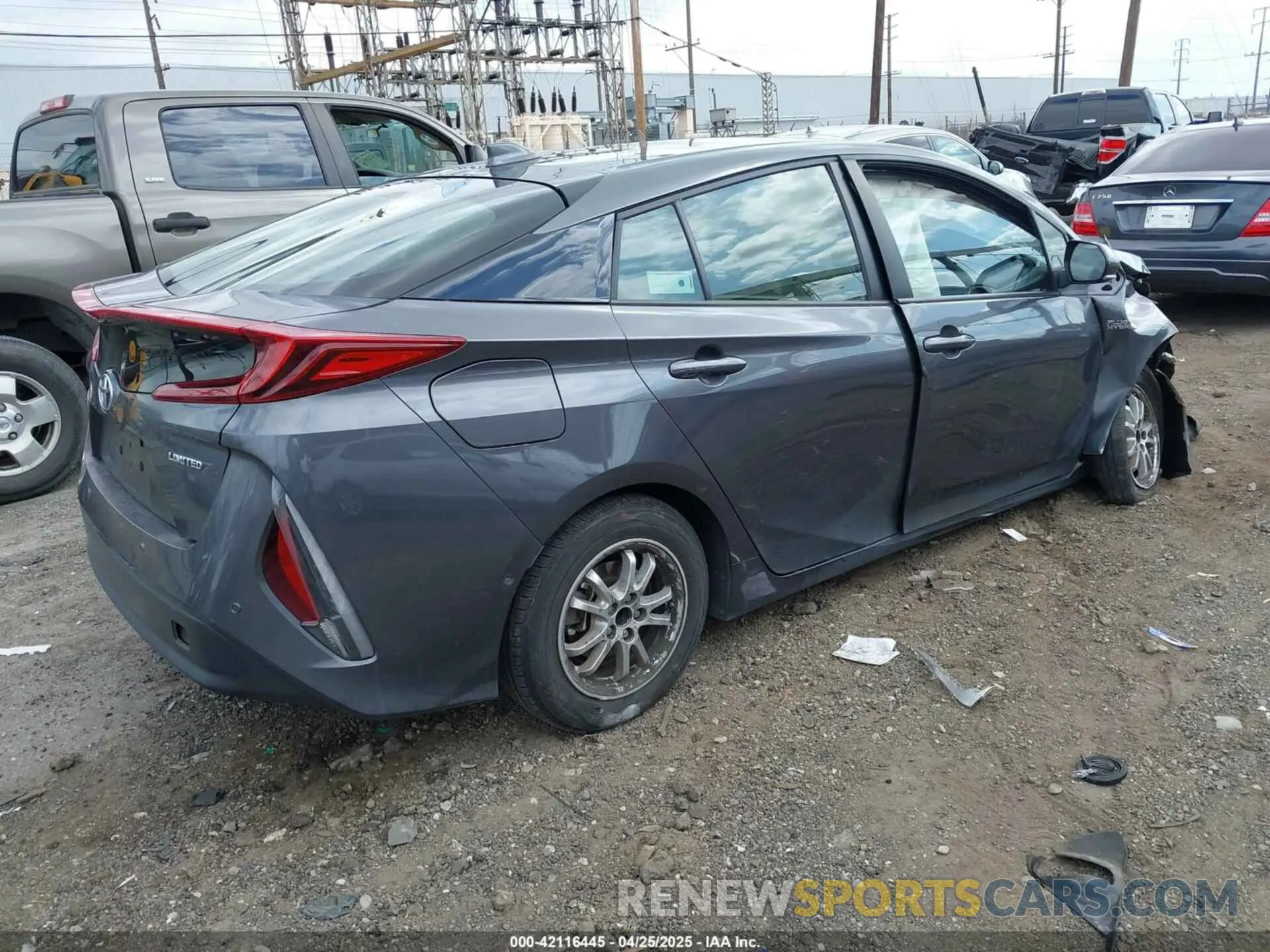 4 fotografías del automóvil dañado JTDKAMFP7M3177134 TOYOTA PRIUS PRIME 2021