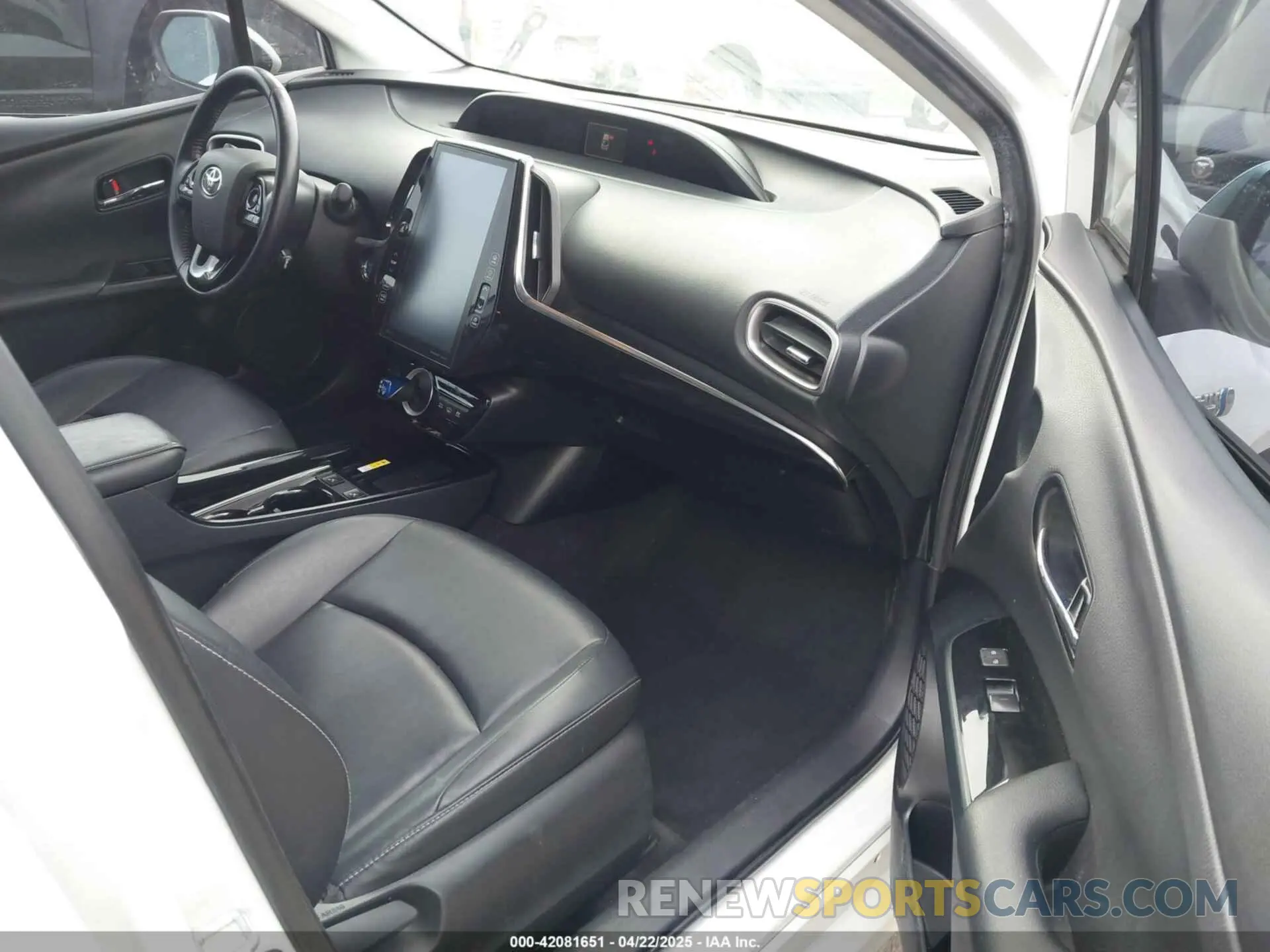 5 fotografías del automóvil dañado JTDKAMFP9M3194047 TOYOTA PRIUS PRIME 2021
