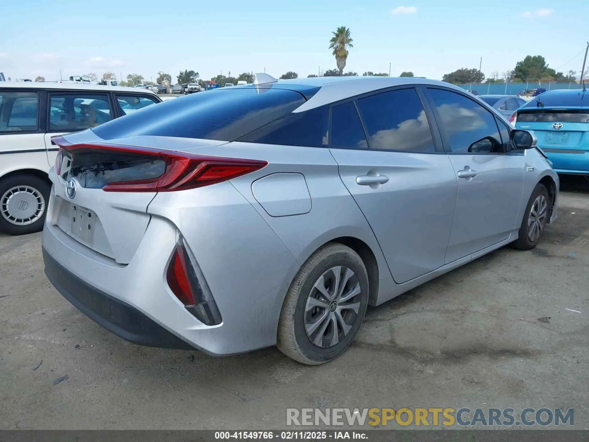 4 fotografías del automóvil dañado JTDKAMFP2N3215192 TOYOTA PRIUS PRIME 2022