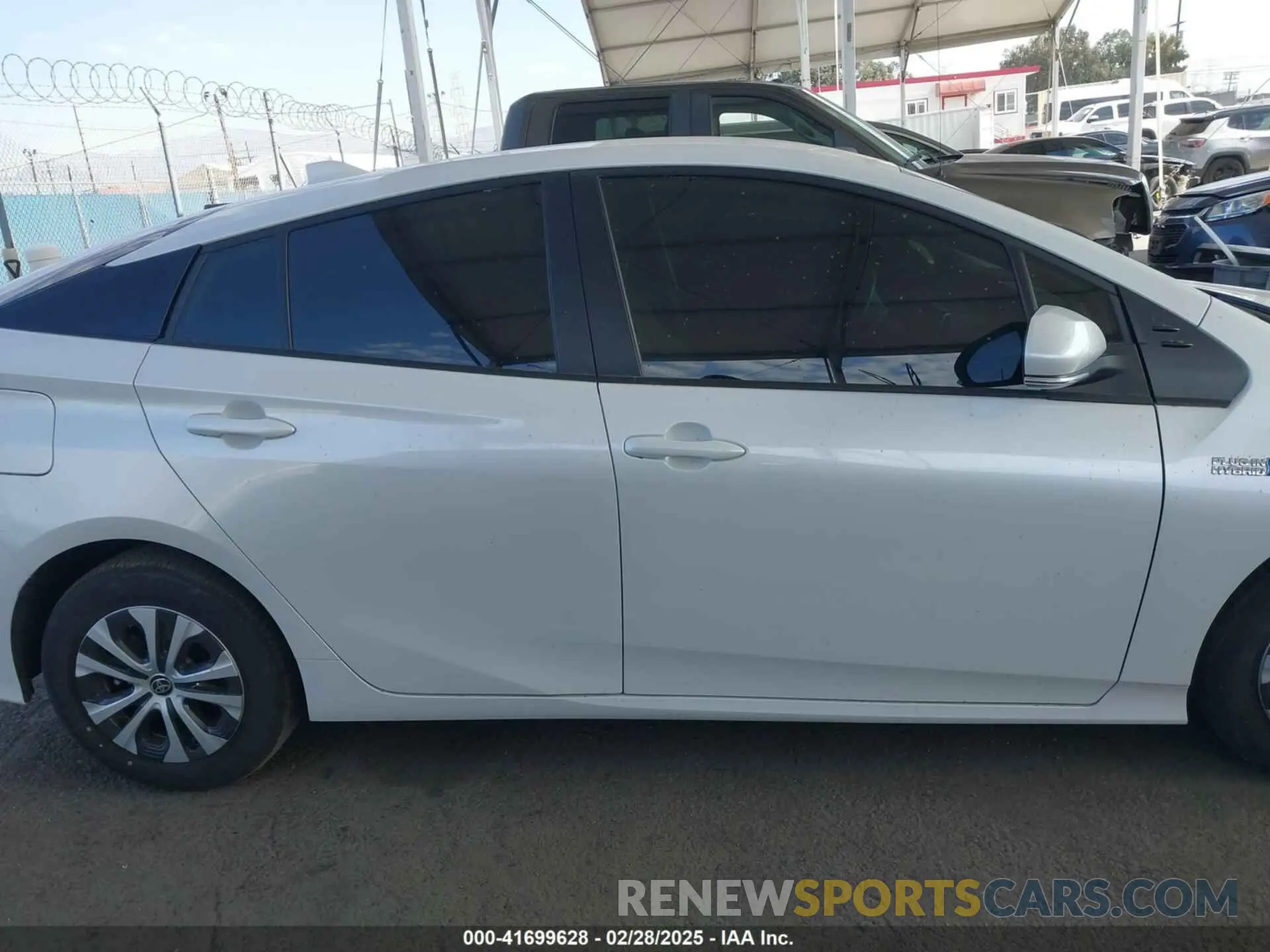 13 fotografías del automóvil dañado JTDKAMFP4N3223374 TOYOTA PRIUS PRIME 2022