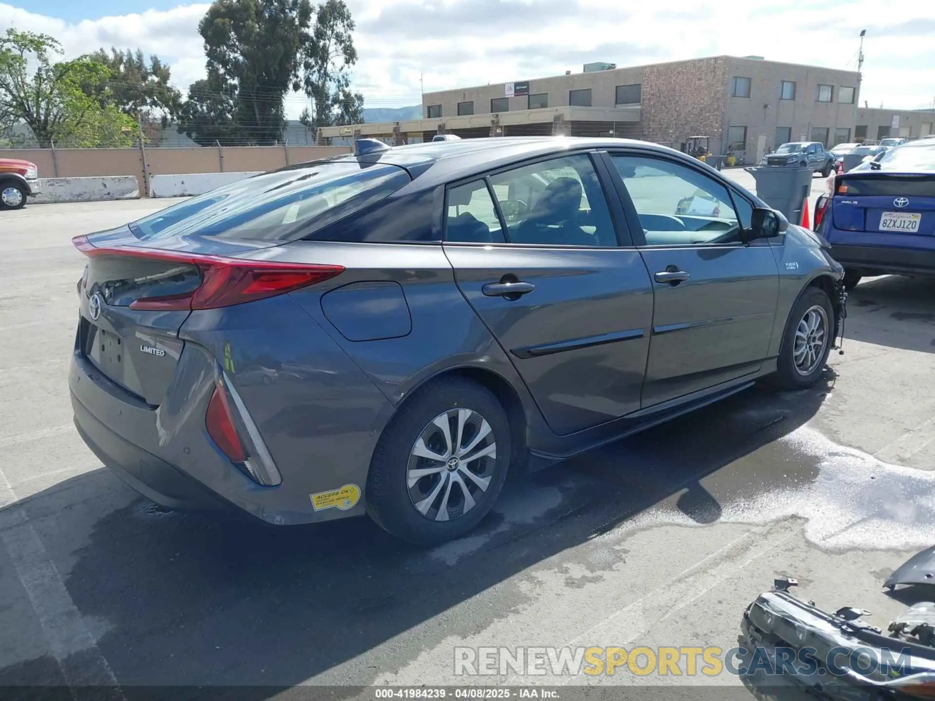 4 fotografías del automóvil dañado JTDKAMFP7N3206830 TOYOTA PRIUS PRIME 2022