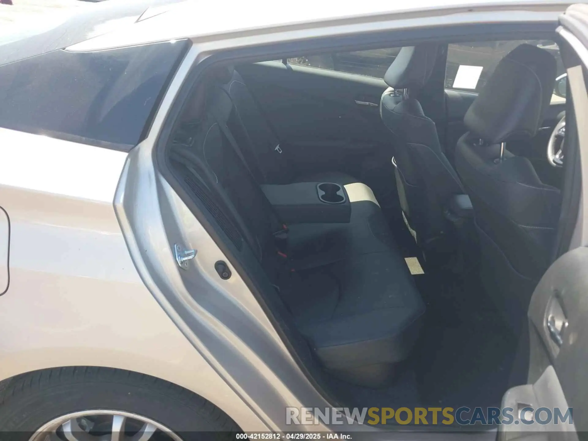 8 fotografías del automóvil dañado JTDKAMFP9N3206943 TOYOTA PRIUS PRIME 2022
