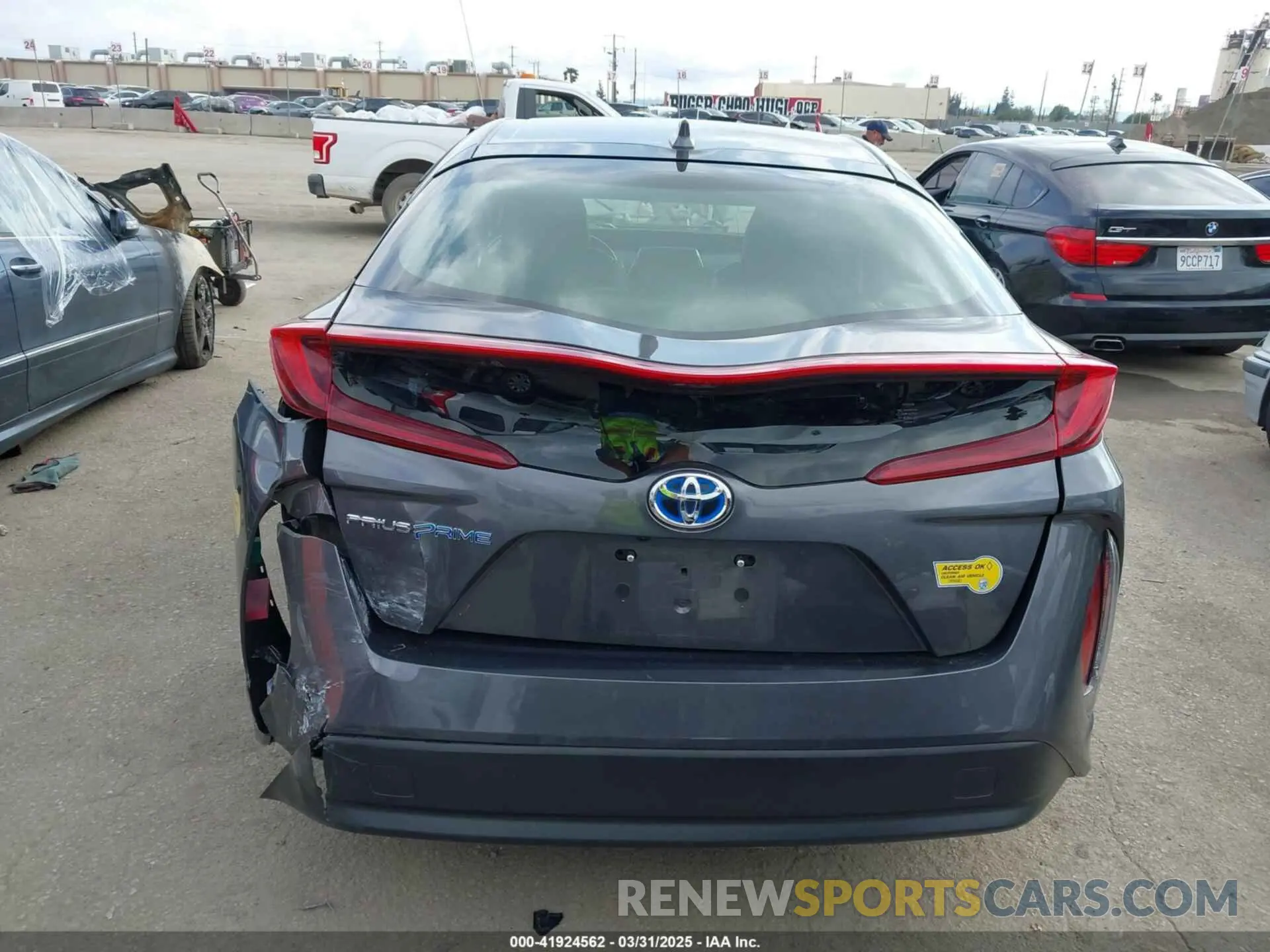 16 fotografías del automóvil dañado JTDKAMFPXN3201623 TOYOTA PRIUS PRIME 2022