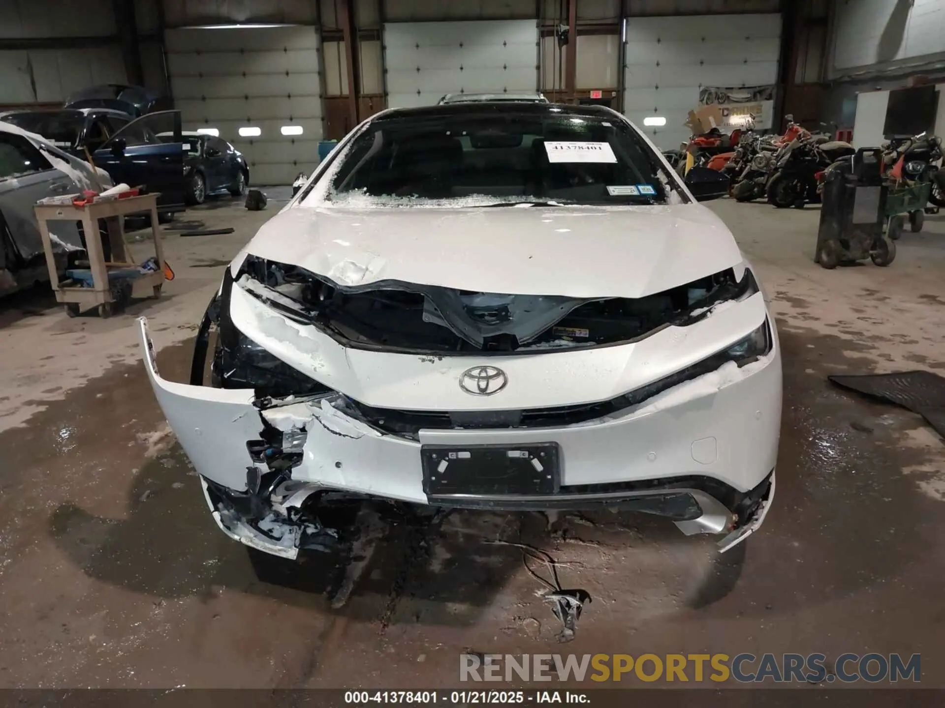 13 fotografías del automóvil dañado JTDACACU3P3001782 TOYOTA PRIUS PRIME 2023
