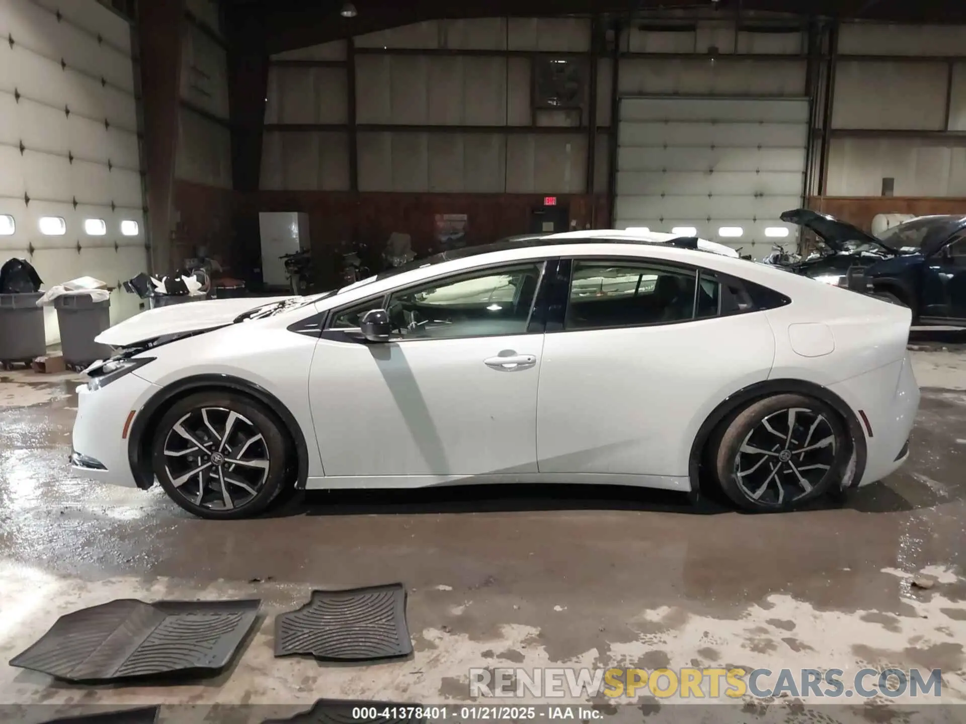 15 fotografías del automóvil dañado JTDACACU3P3001782 TOYOTA PRIUS PRIME 2023