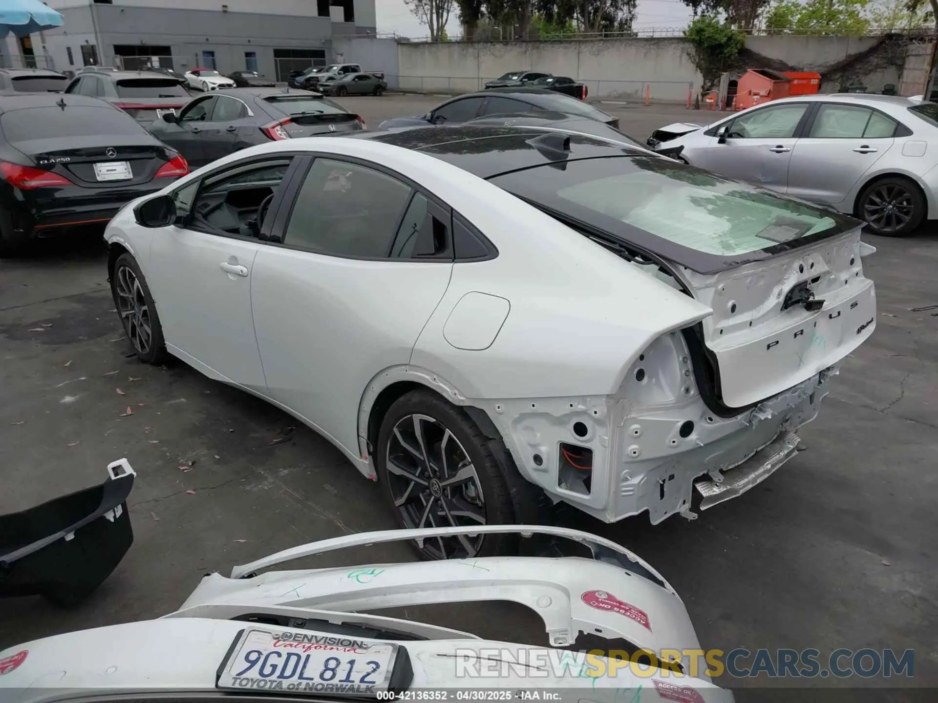 3 fotografías del automóvil dañado JTDACACU5P3000181 TOYOTA PRIUS PRIME 2023