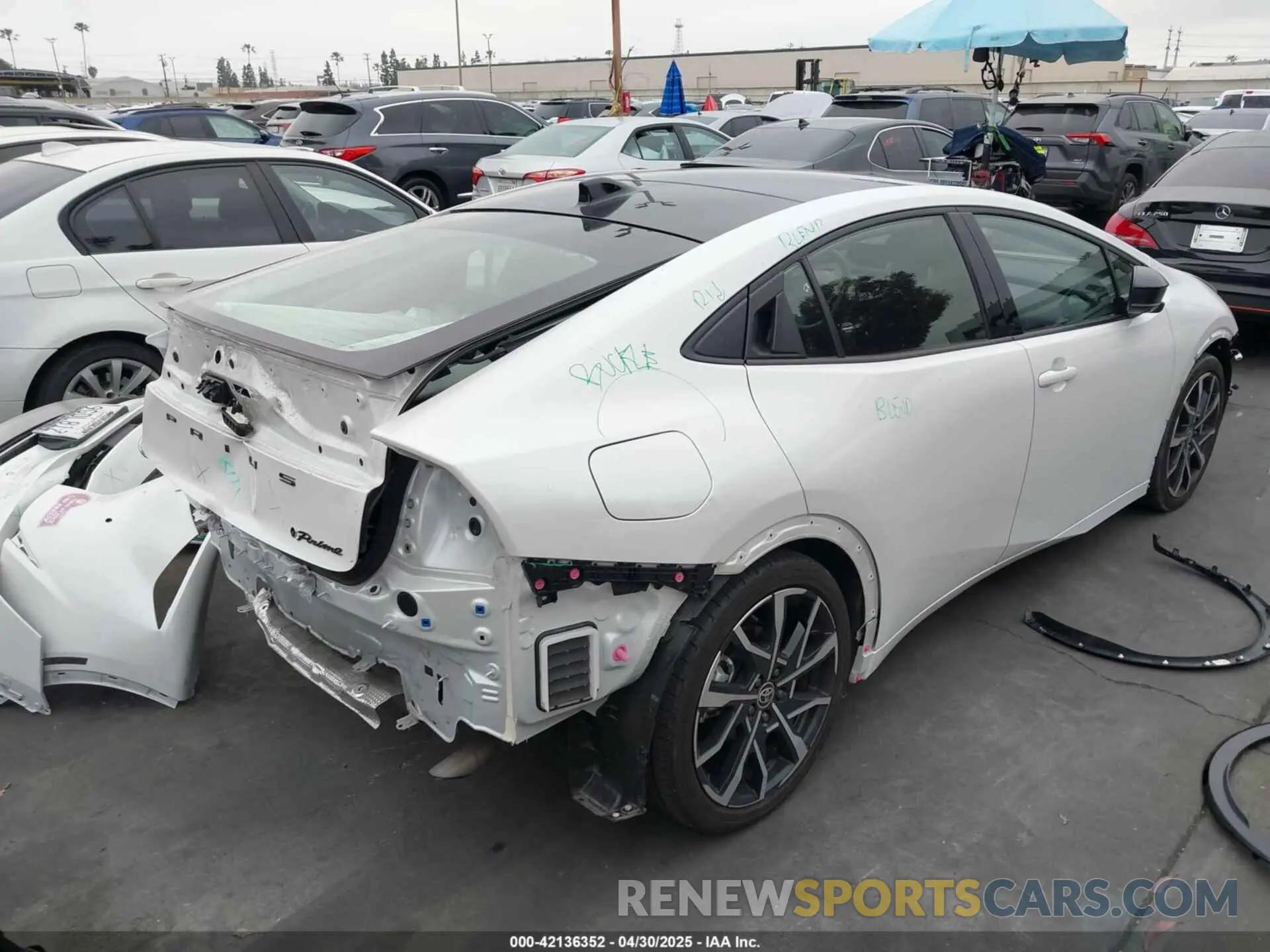 4 fotografías del automóvil dañado JTDACACU5P3000181 TOYOTA PRIUS PRIME 2023