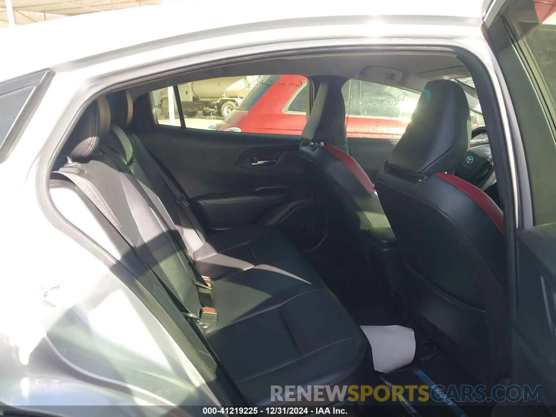 8 fotografías del automóvil dañado JTDACACU9P3002161 TOYOTA PRIUS PRIME 2023