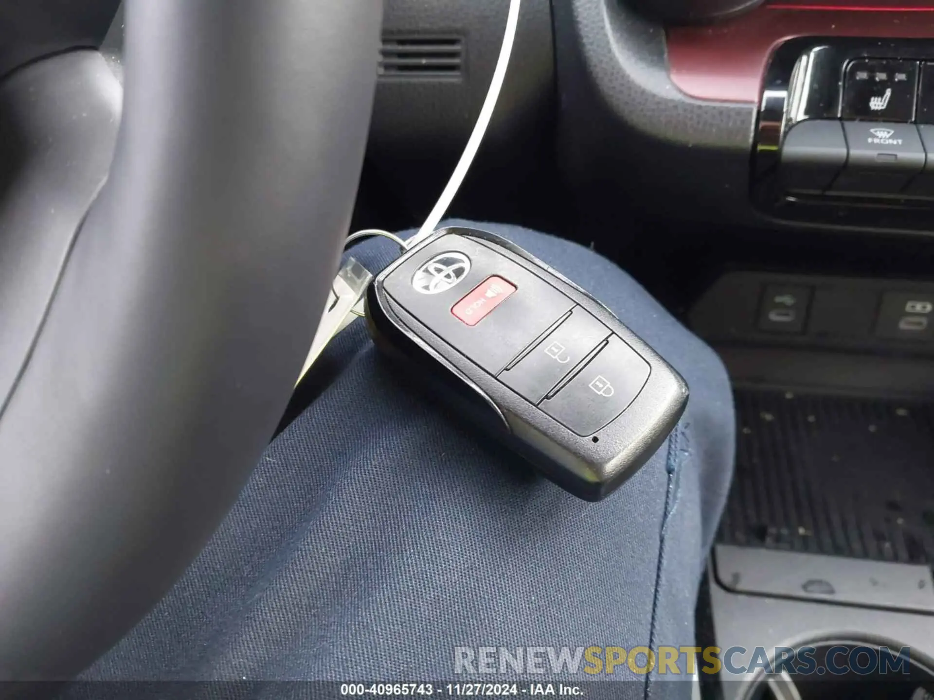 11 fotografías del automóvil dañado JTDACACUXP3002217 TOYOTA PRIUS PRIME 2023