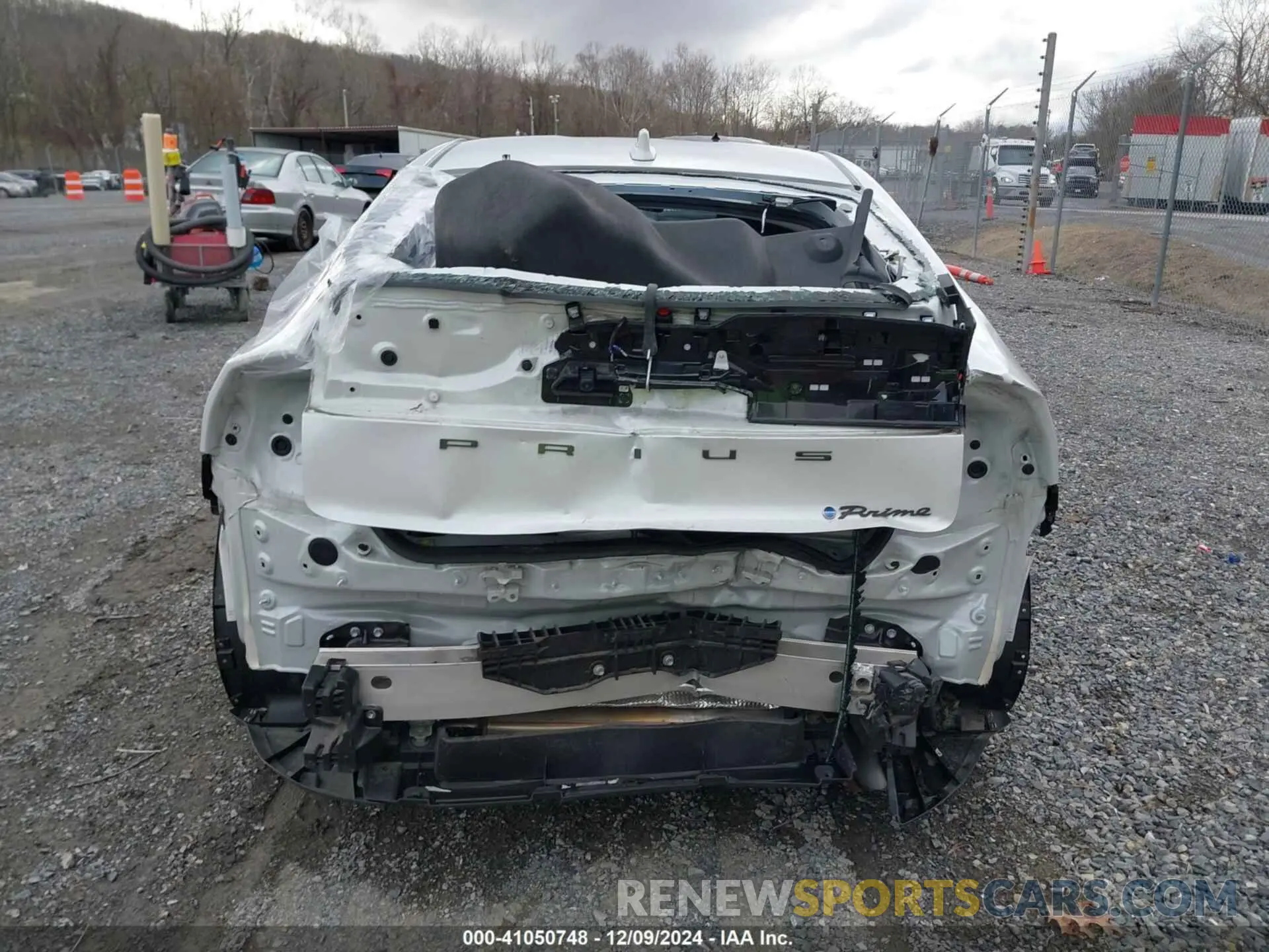 16 fotografías del automóvil dañado JTDACACUXP3004064 TOYOTA PRIUS PRIME 2023