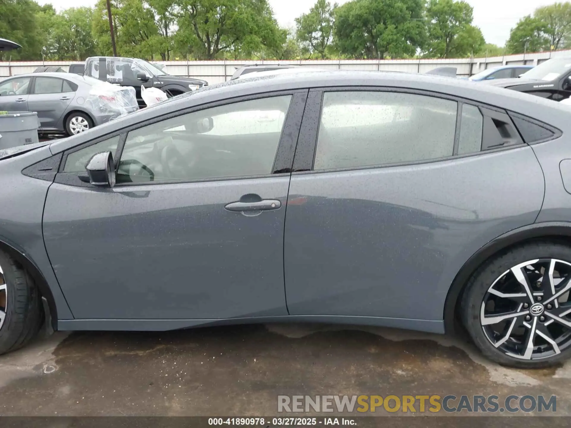 15 fotografías del automóvil dañado JTDACACU3R3017323 TOYOTA PRIUS PRIME 2024