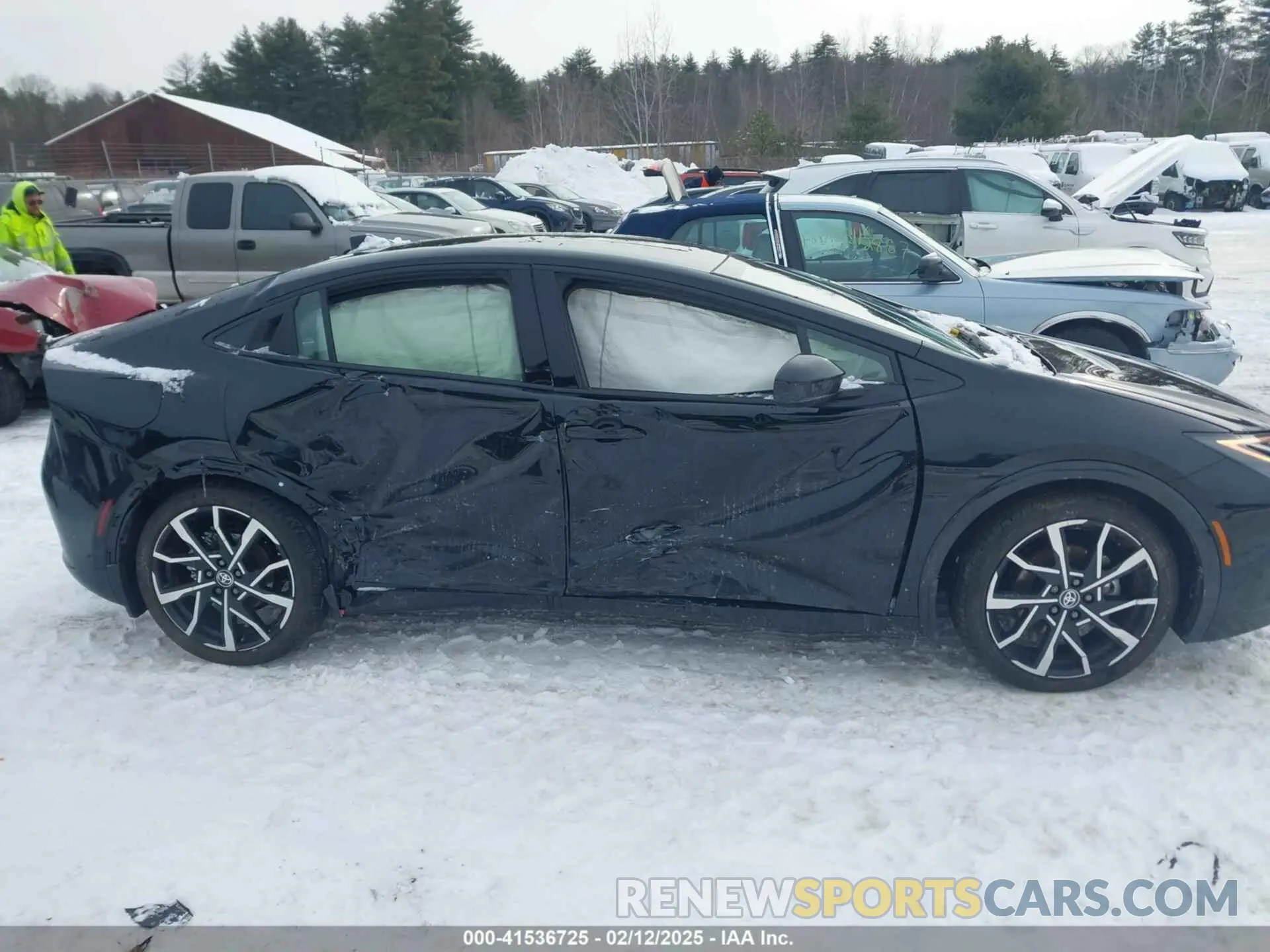 12 fotografías del automóvil dañado JTDACACU6R3024797 TOYOTA PRIUS PRIME 2024